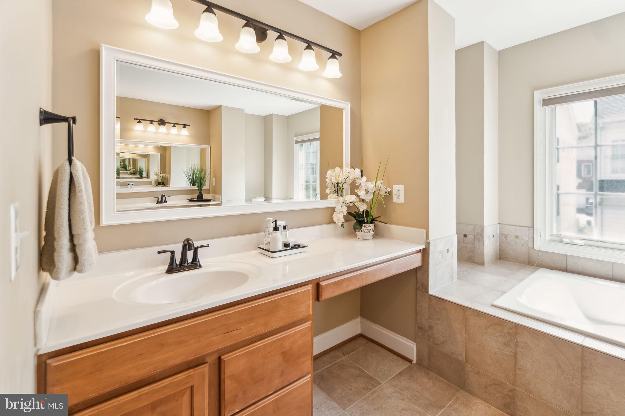 LORTON VALLEY NORTH - Residential