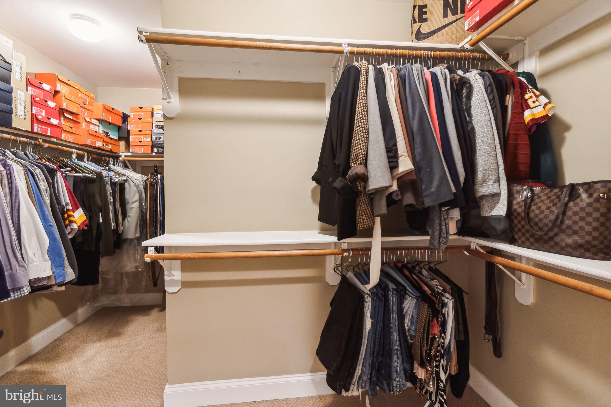 LORTON VALLEY NORTH - Residential