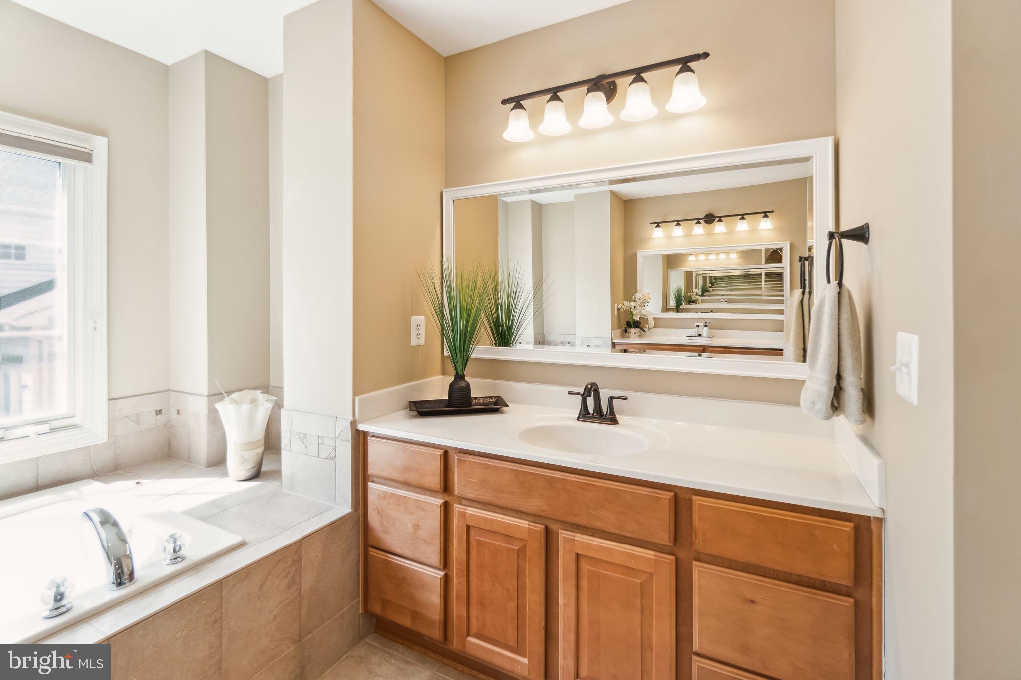 LORTON VALLEY NORTH - Residential