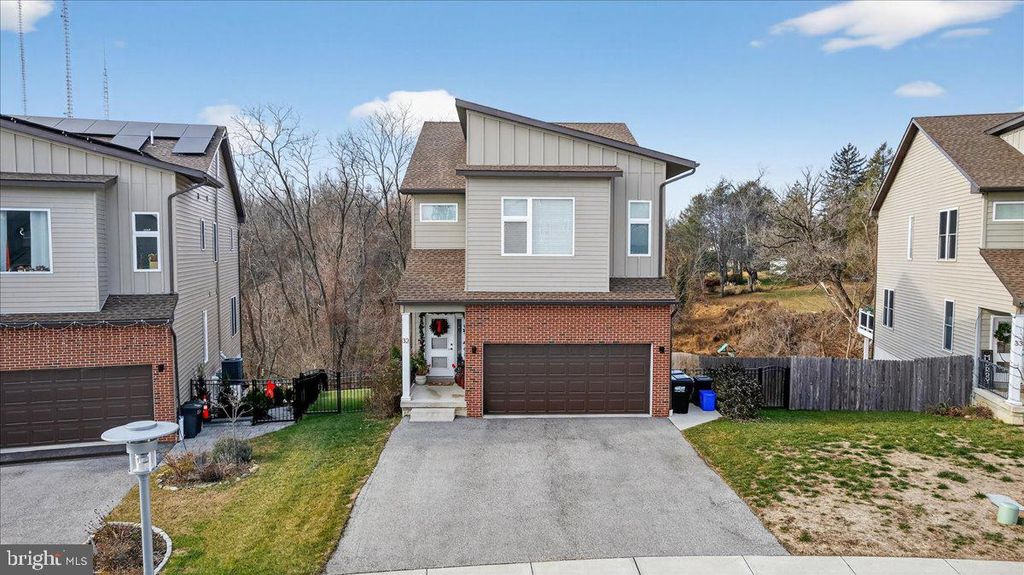 Photo of 7354 Ridge Avenue #32, PHILADELPHIA, PA 19128 (MLS # PAPH2567048)