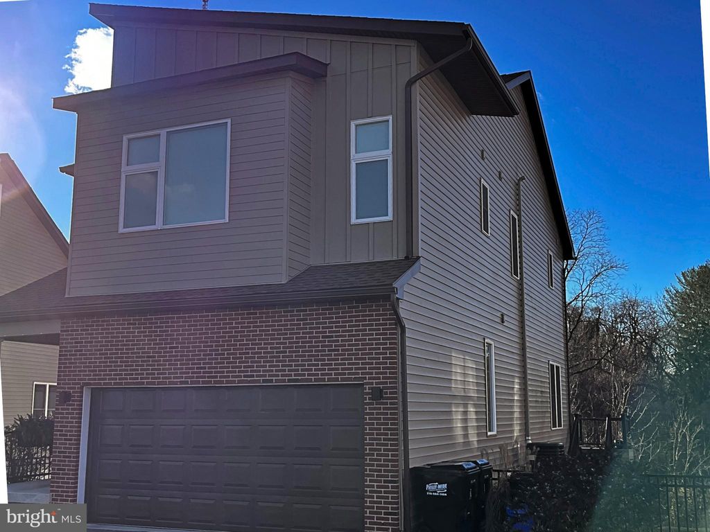 Photo of 7354 Ridge Avenue #32, PHILADELPHIA, PA 19128 (MLS # PAPH2567048)