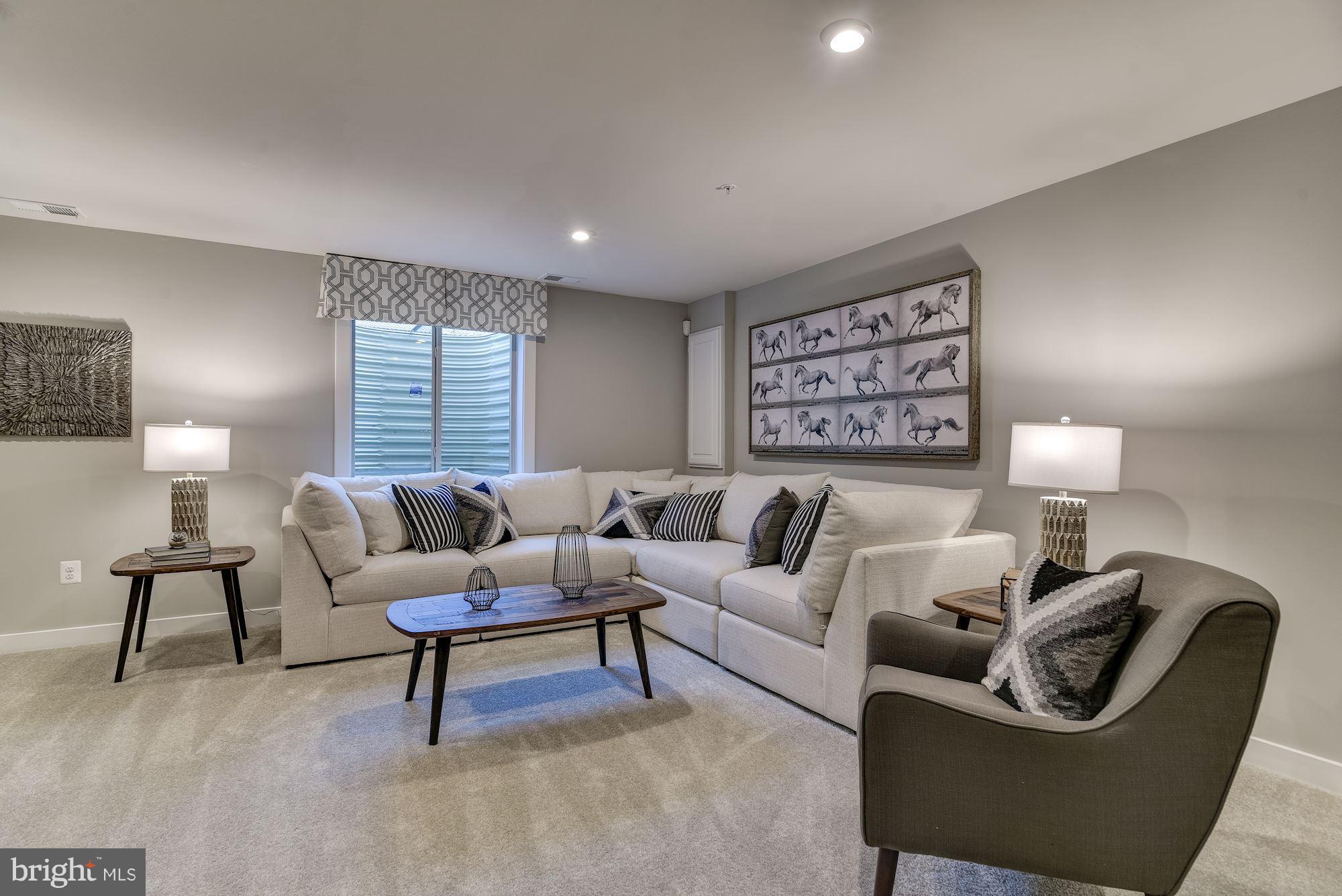 HIGHGATE VILLAGE - Residential