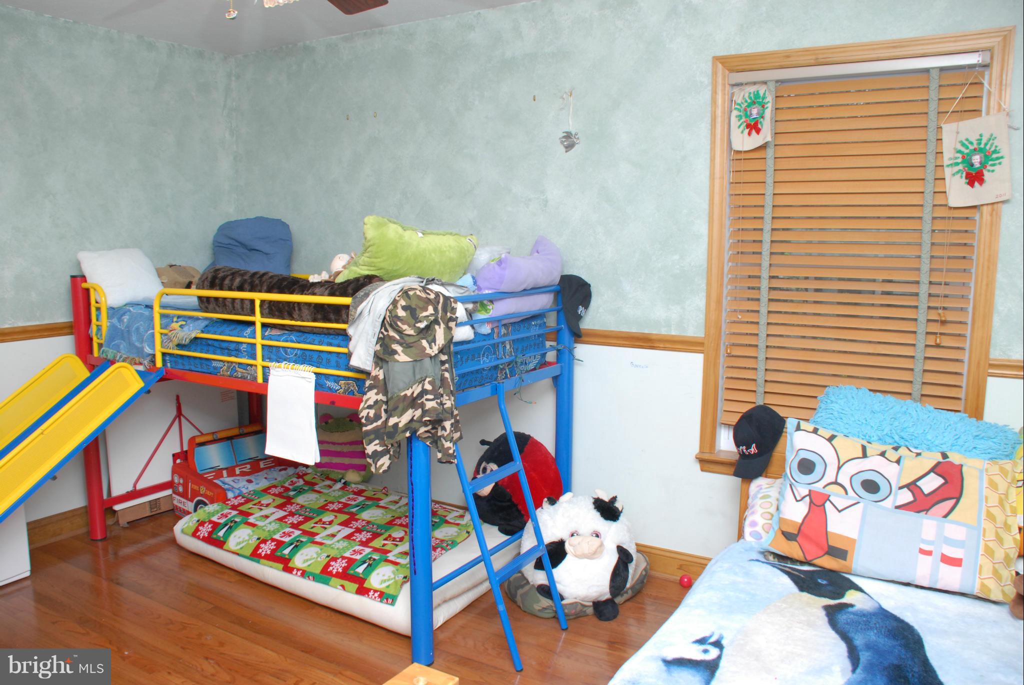 LAUREL RIDGE - Residential