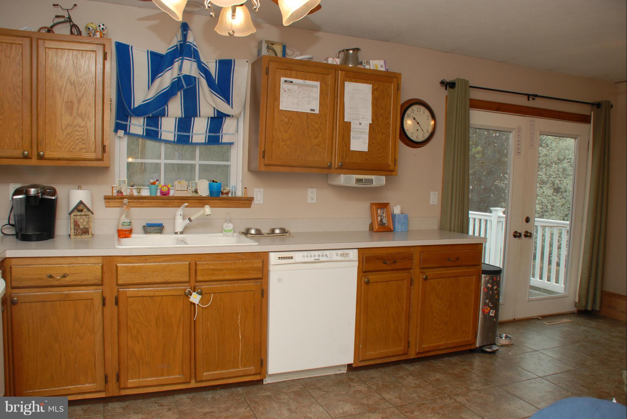 LAUREL RIDGE - Residential