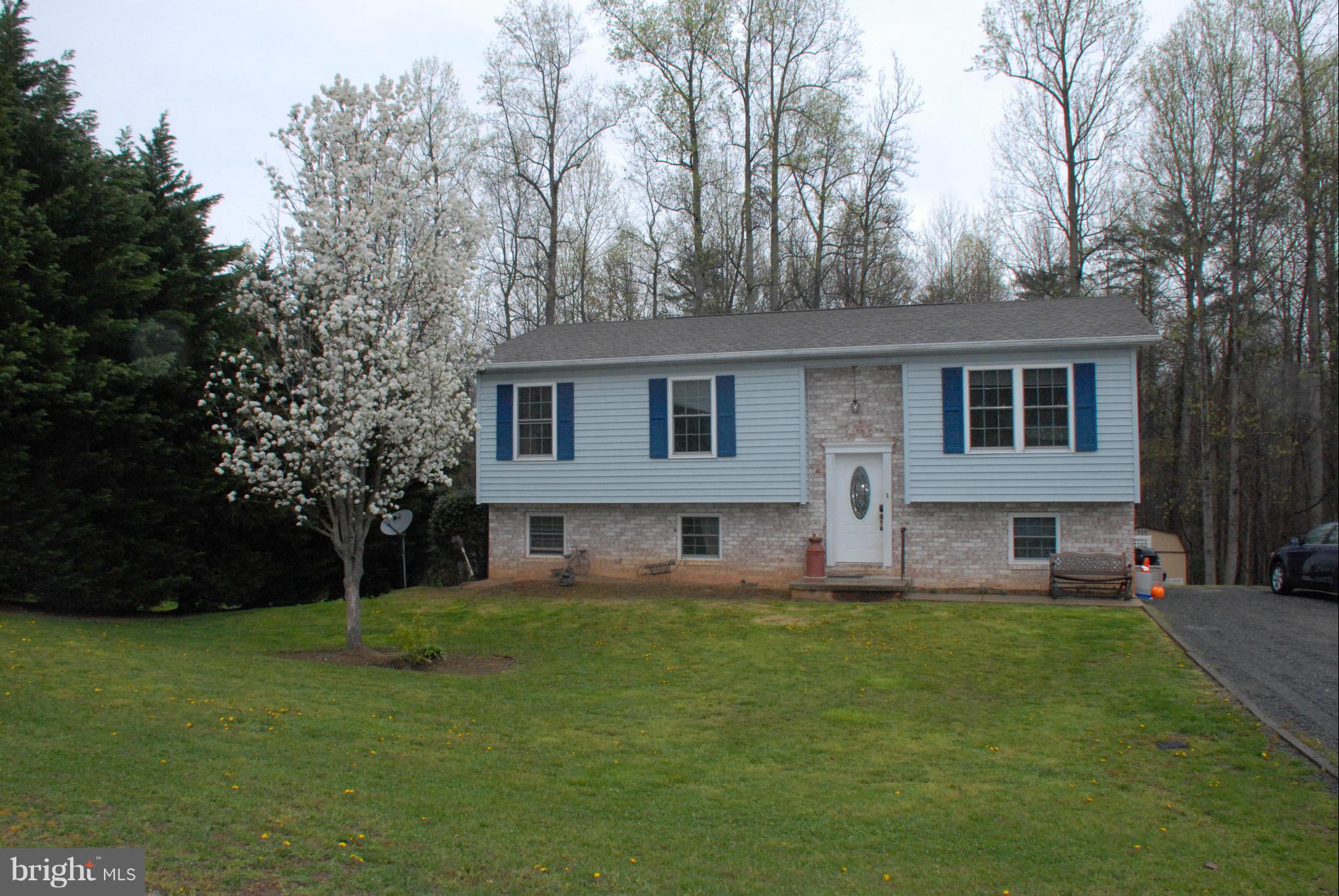 LAUREL RIDGE - Residential