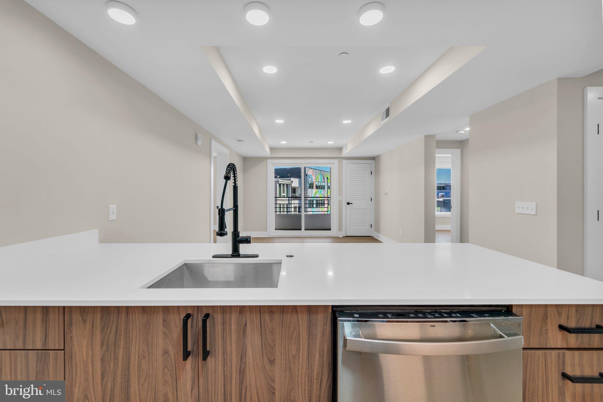 919 12TH STREET NE A303