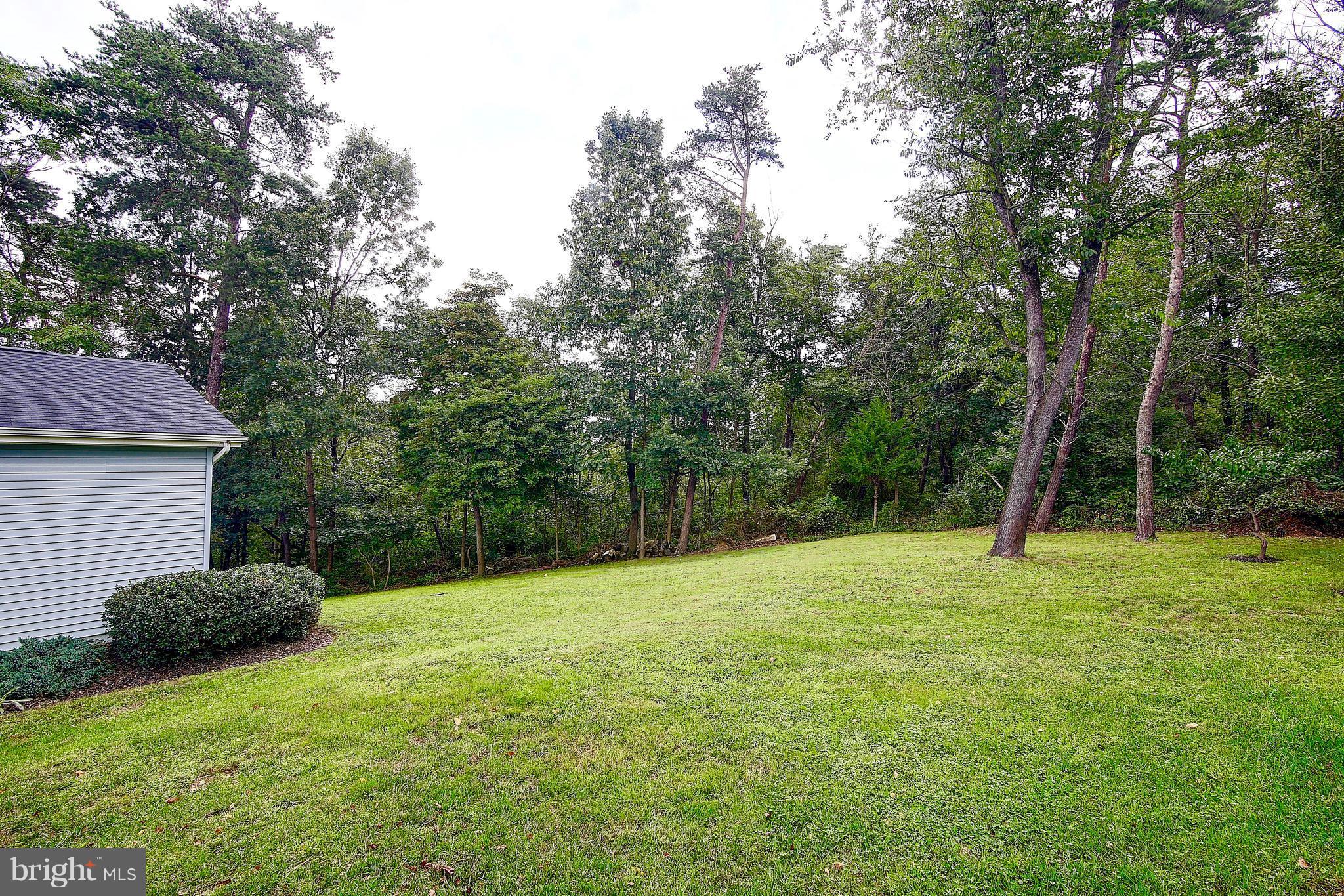 PARKWOOD MANOR - Residential