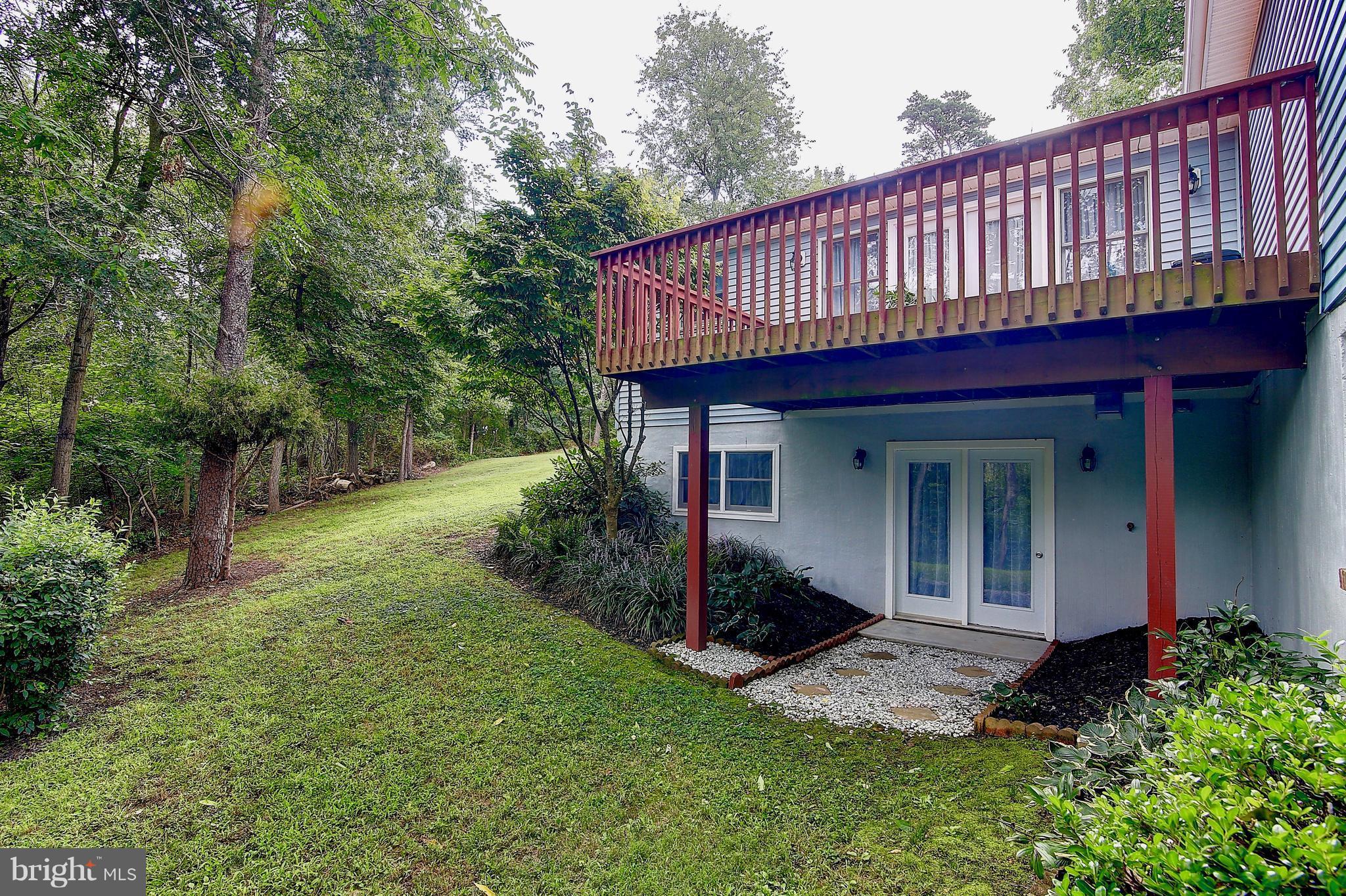 PARKWOOD MANOR - Residential