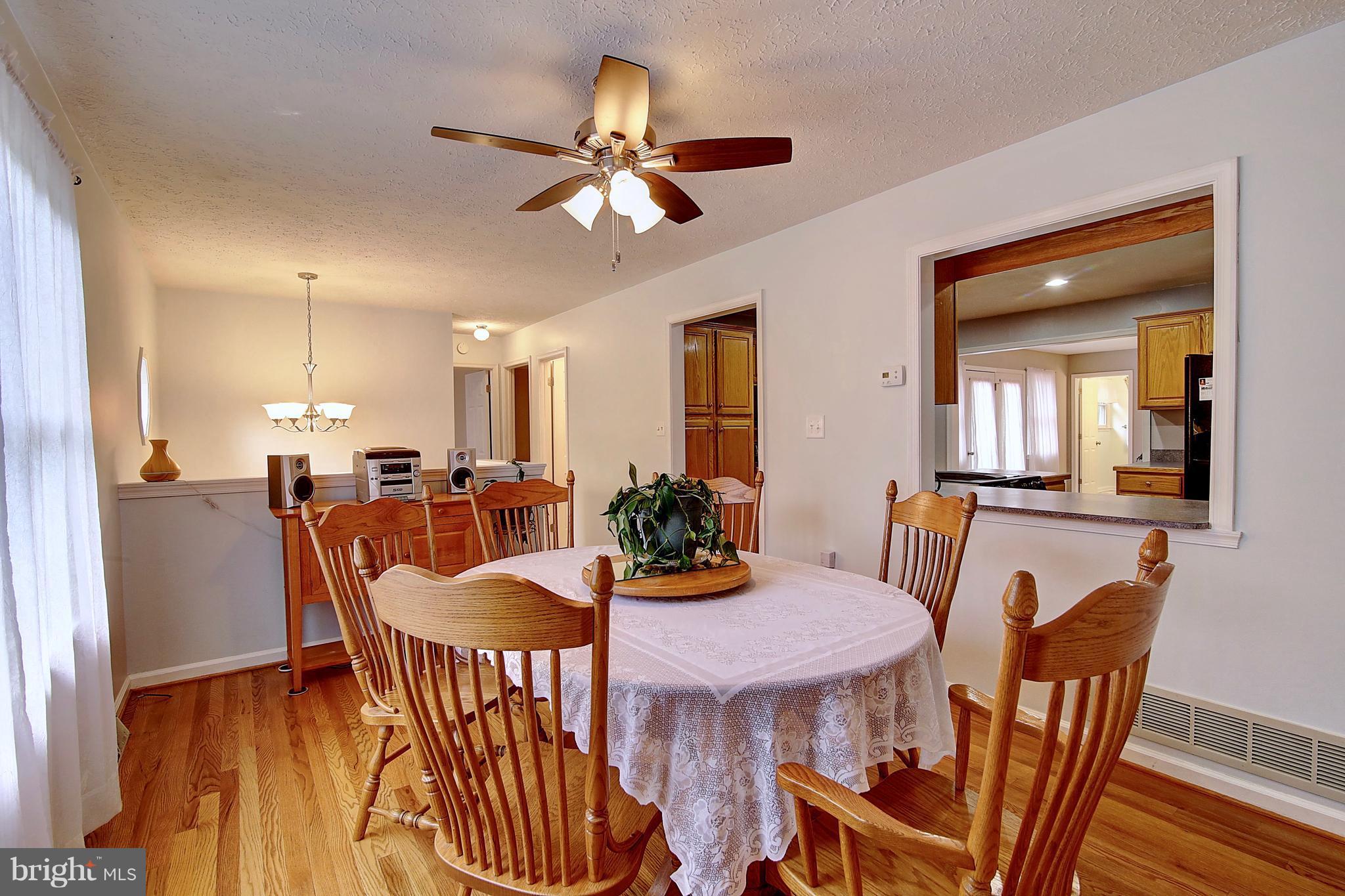 PARKWOOD MANOR - Residential