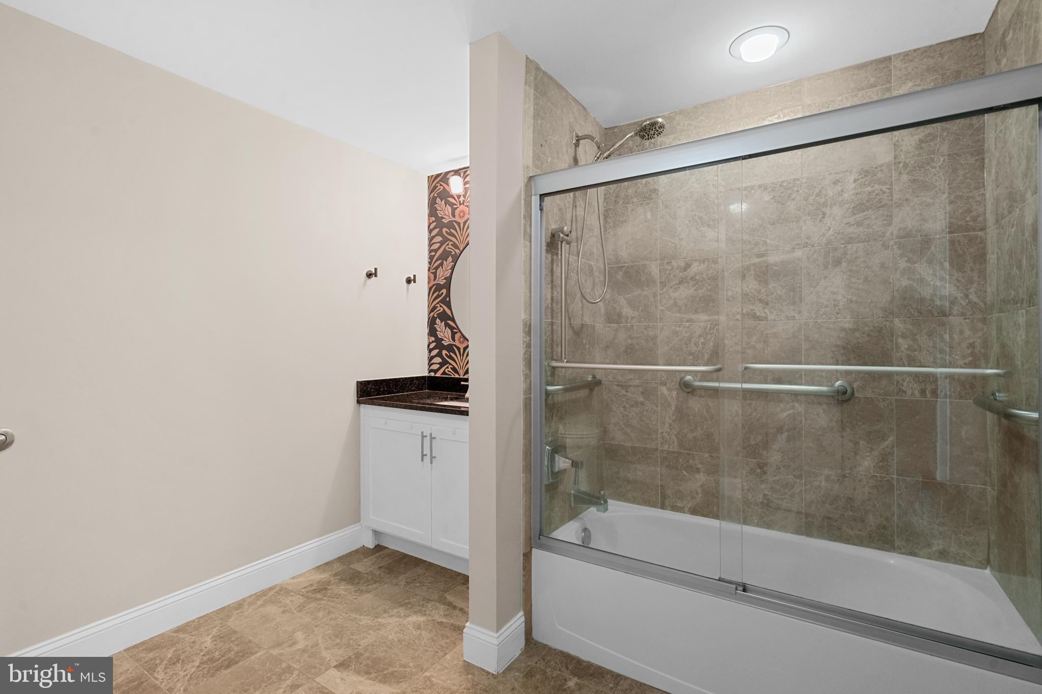 ISABELLA AT MONTICELLO MEWS - Residential