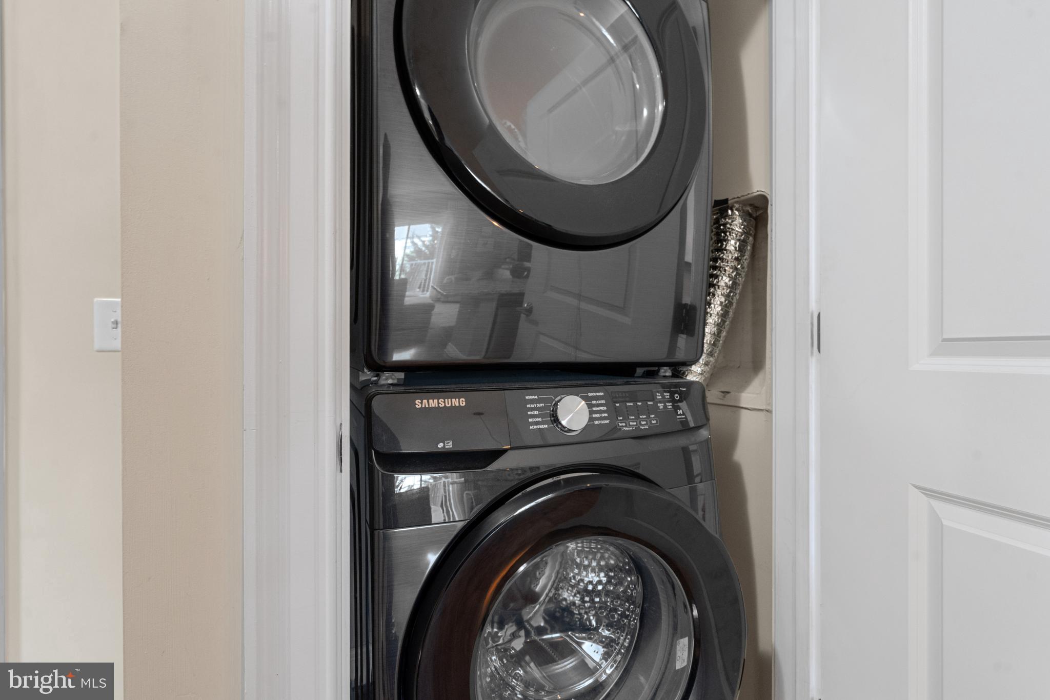 ISABELLA AT MONTICELLO MEWS - Residential