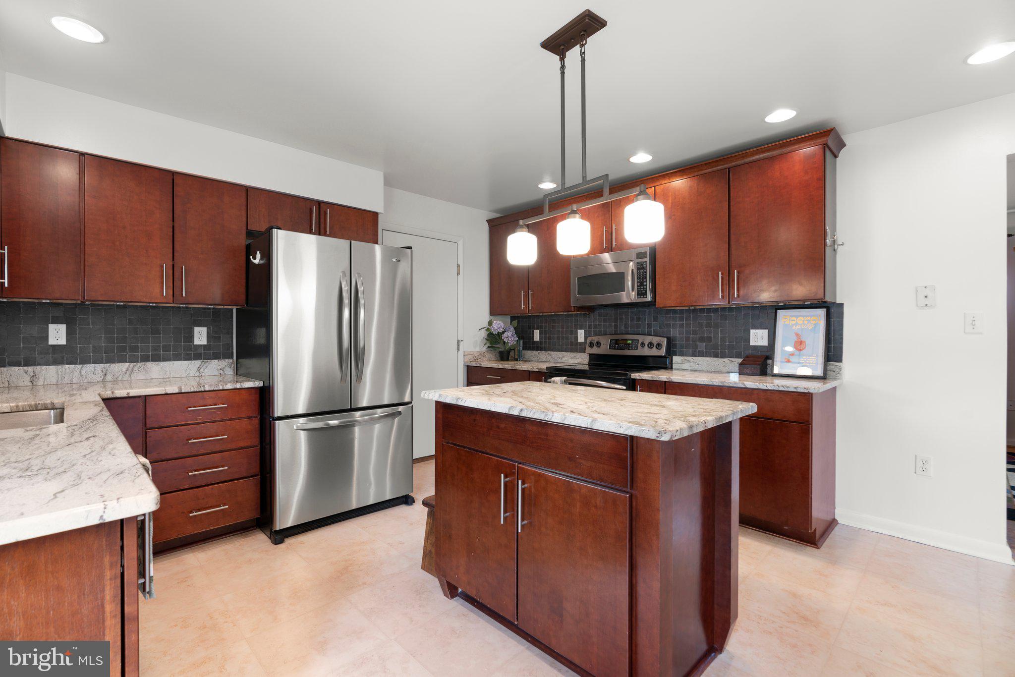 PEACHWOOD - Residential