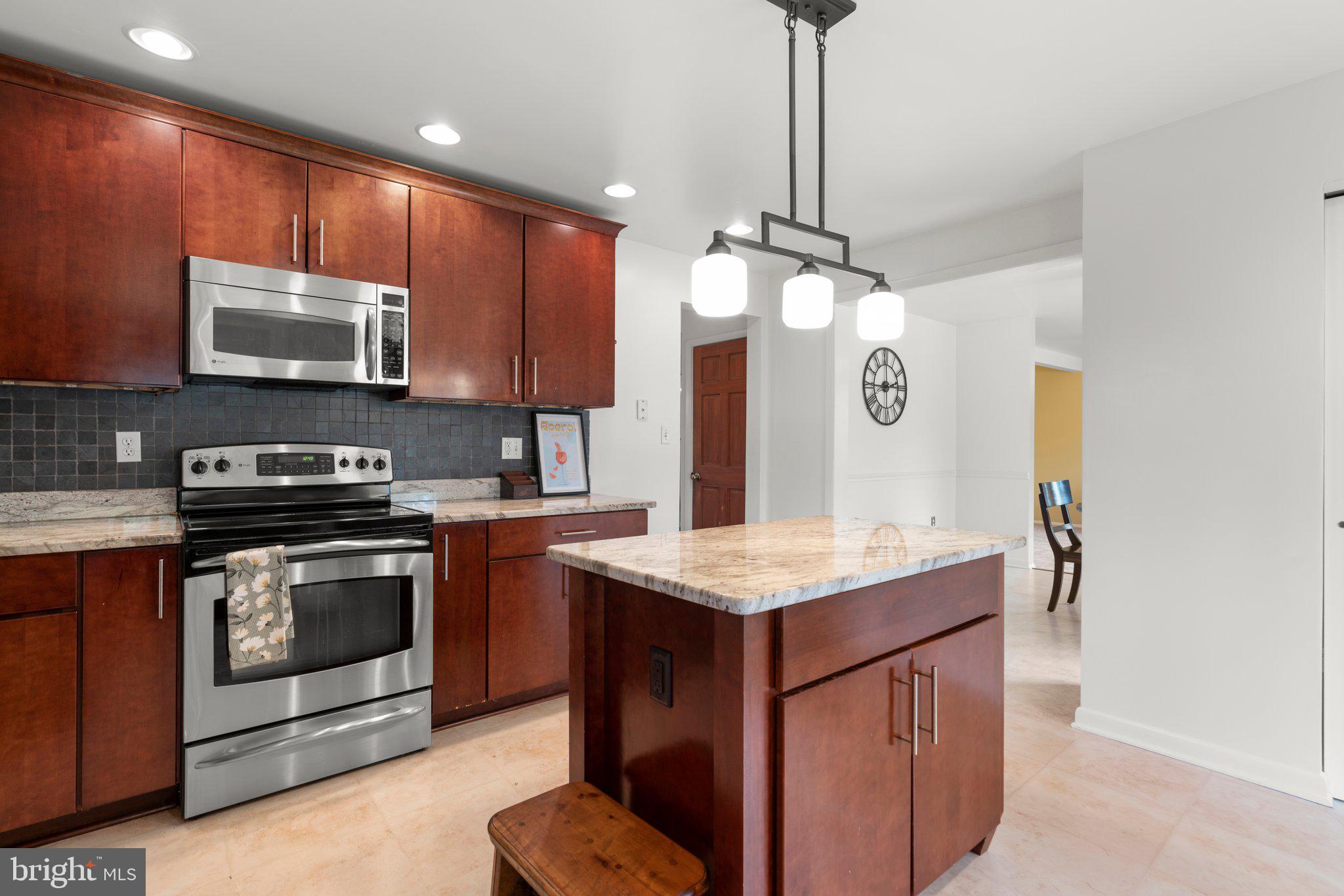 PEACHWOOD - Residential