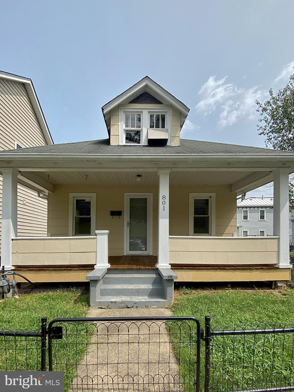 DOWNTOWN FREDERICKSBURG - Residential Lease