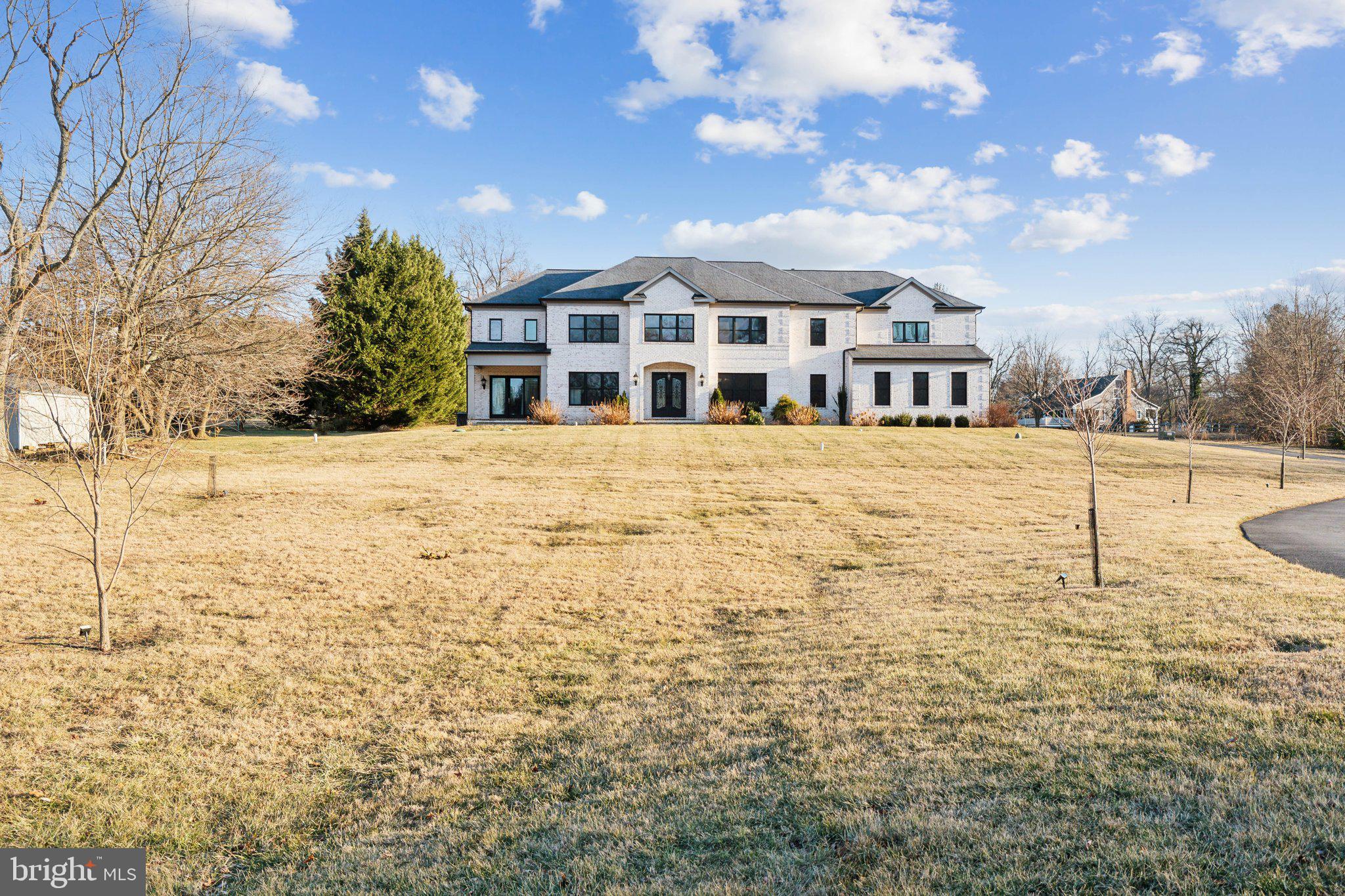 20937 BROOKE KNOLLS ROAD