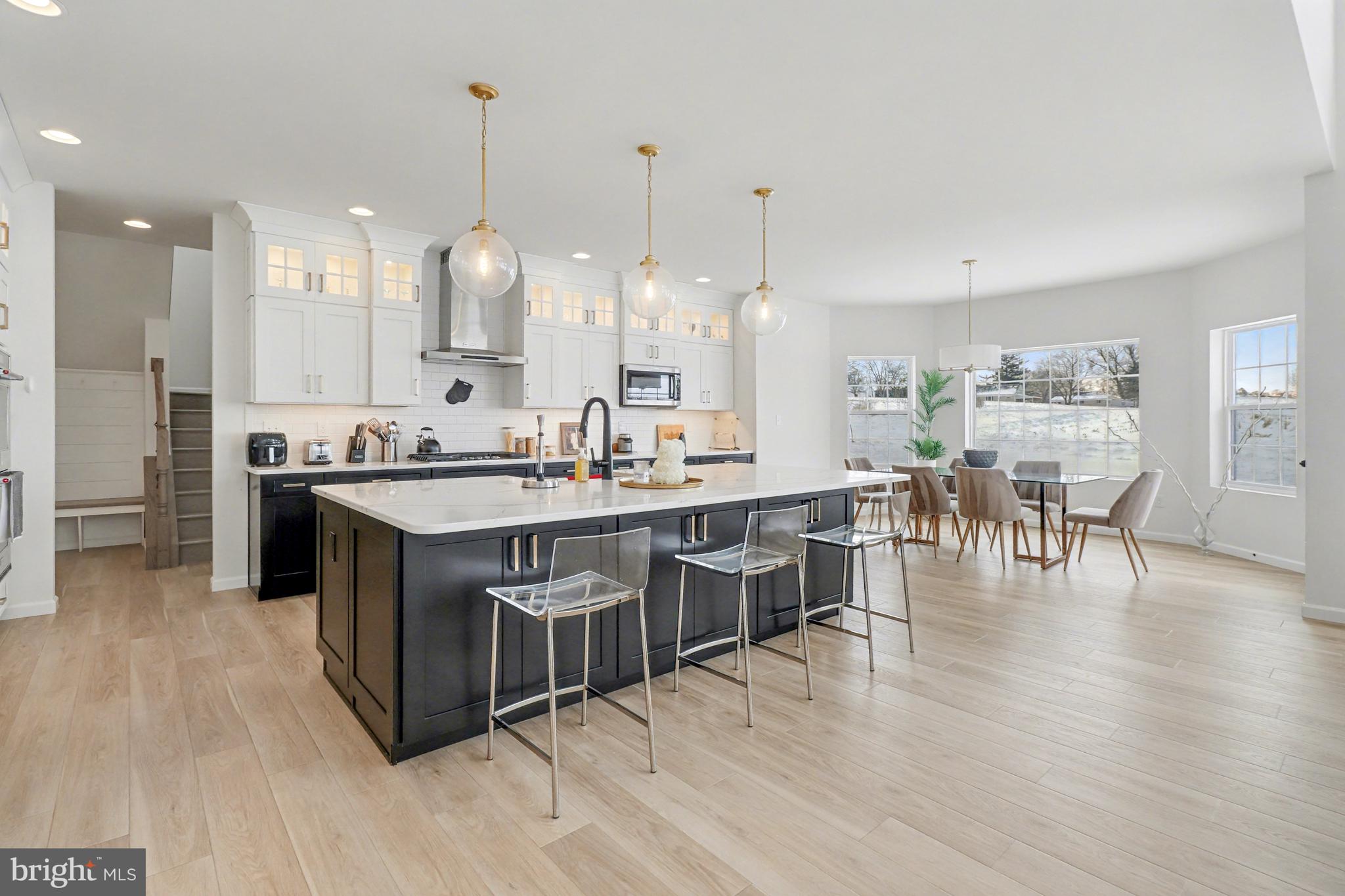 LOGAN GREENS - Residential