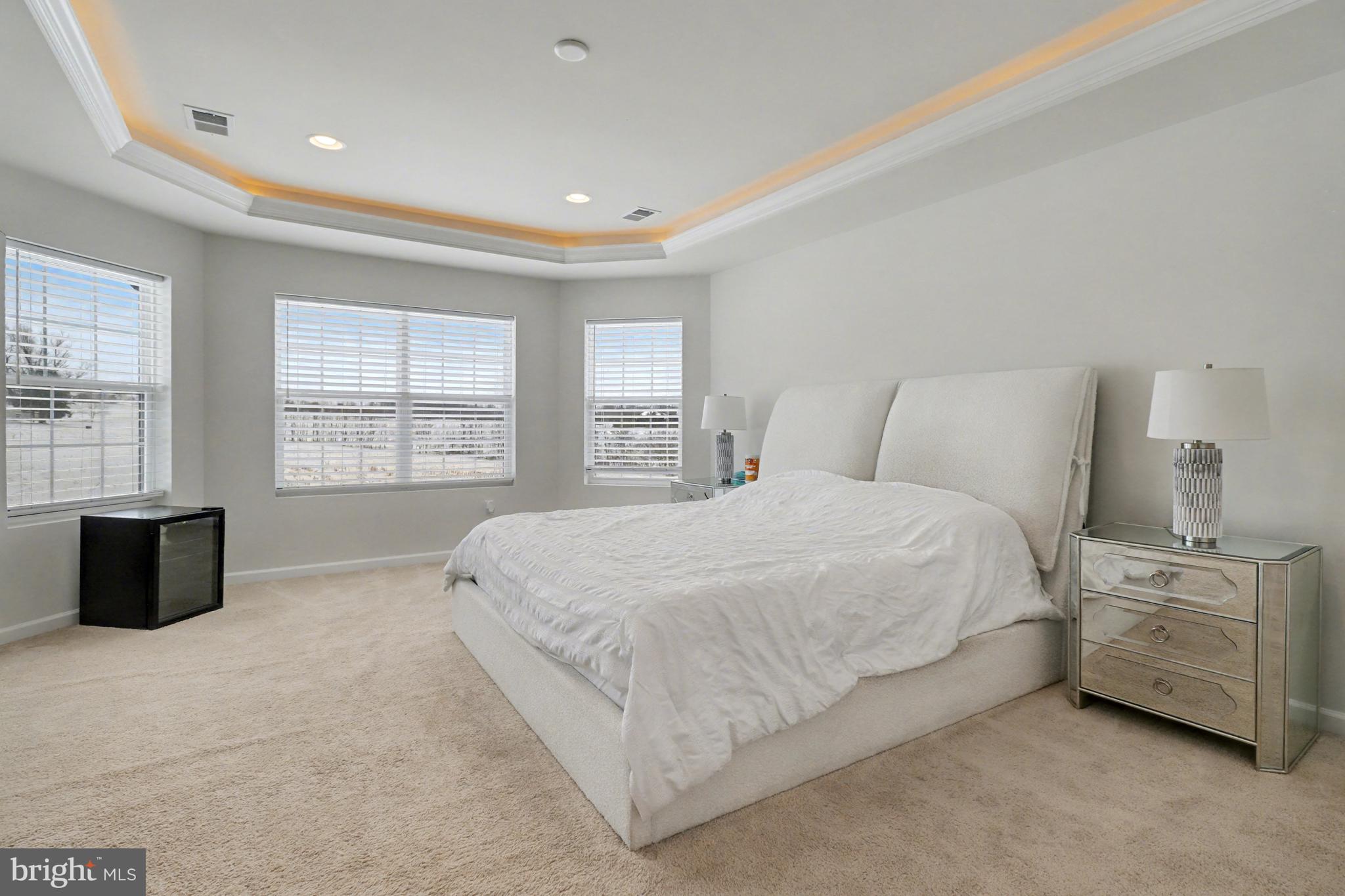 LOGAN GREENS - Residential