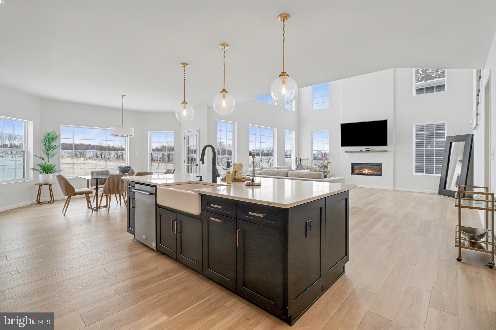 LOGAN GREENS - Residential