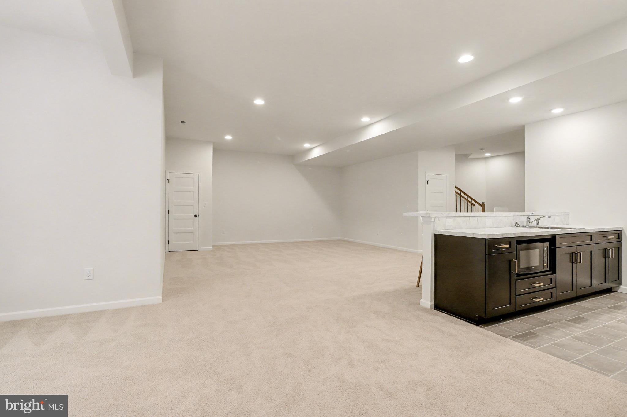 LOGAN GREENS - Residential