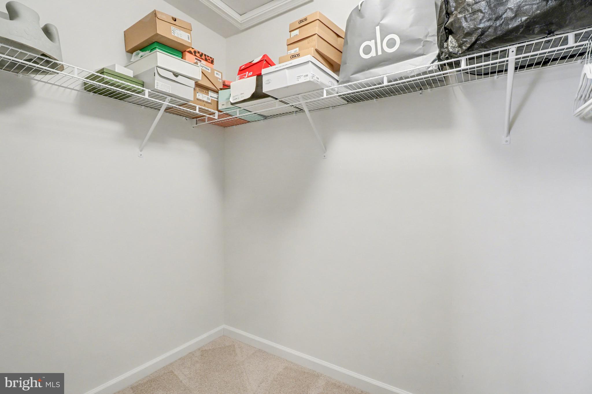 LOGAN GREENS - Residential