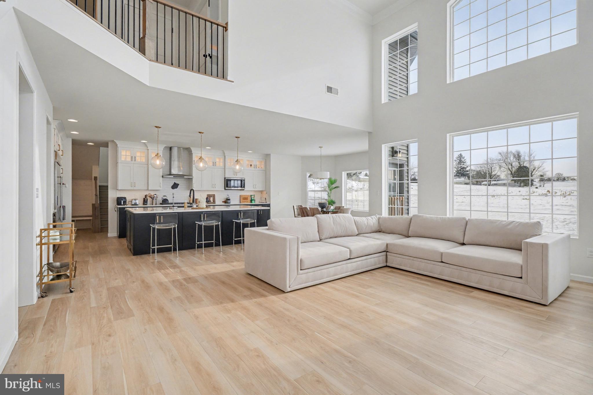 LOGAN GREENS - Residential