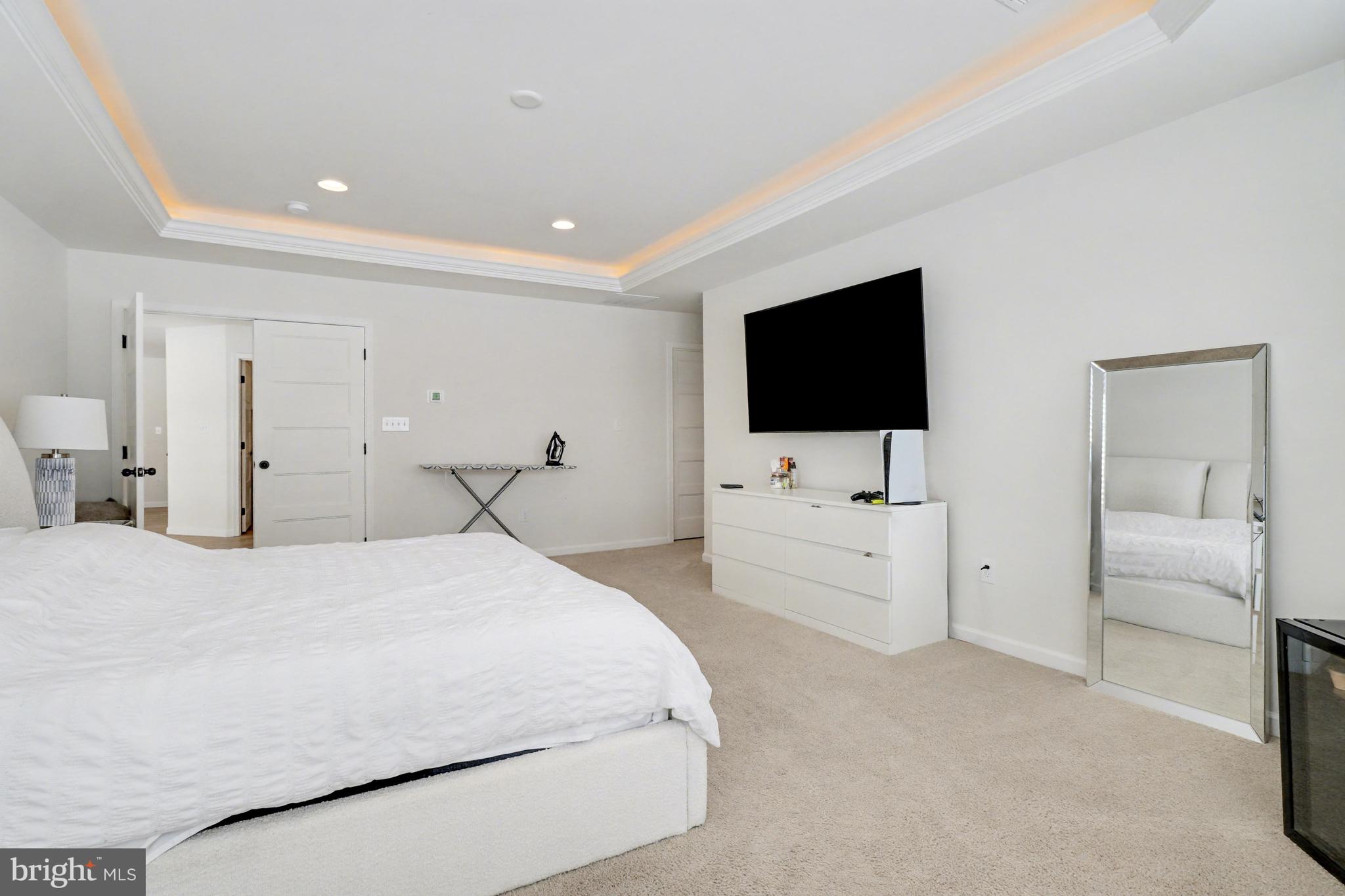 LOGAN GREENS - Residential