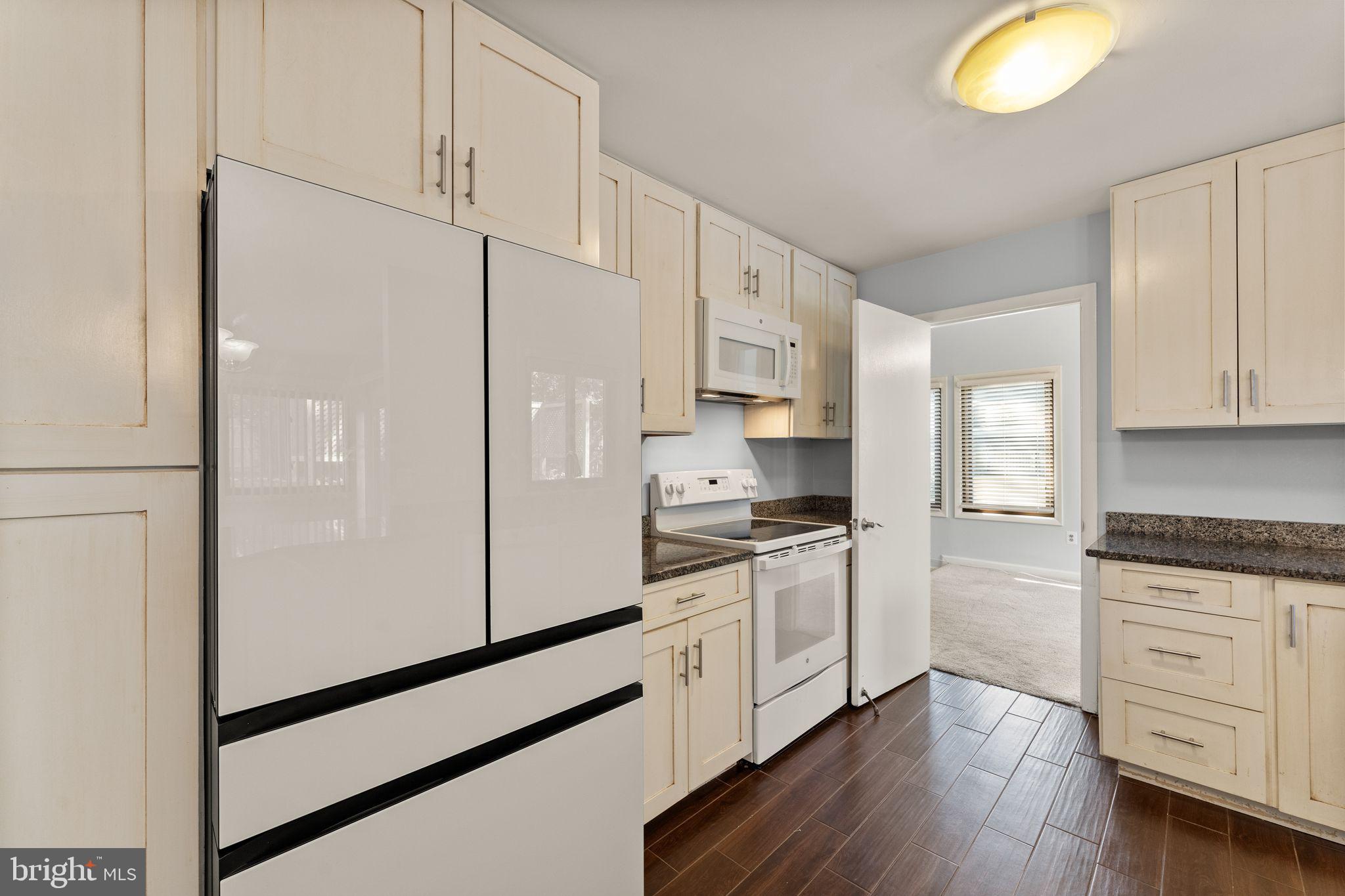 SUGARLAND RUN - Residential