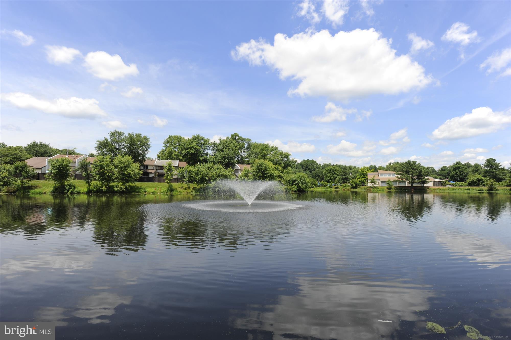 SUGARLAND RUN - Residential