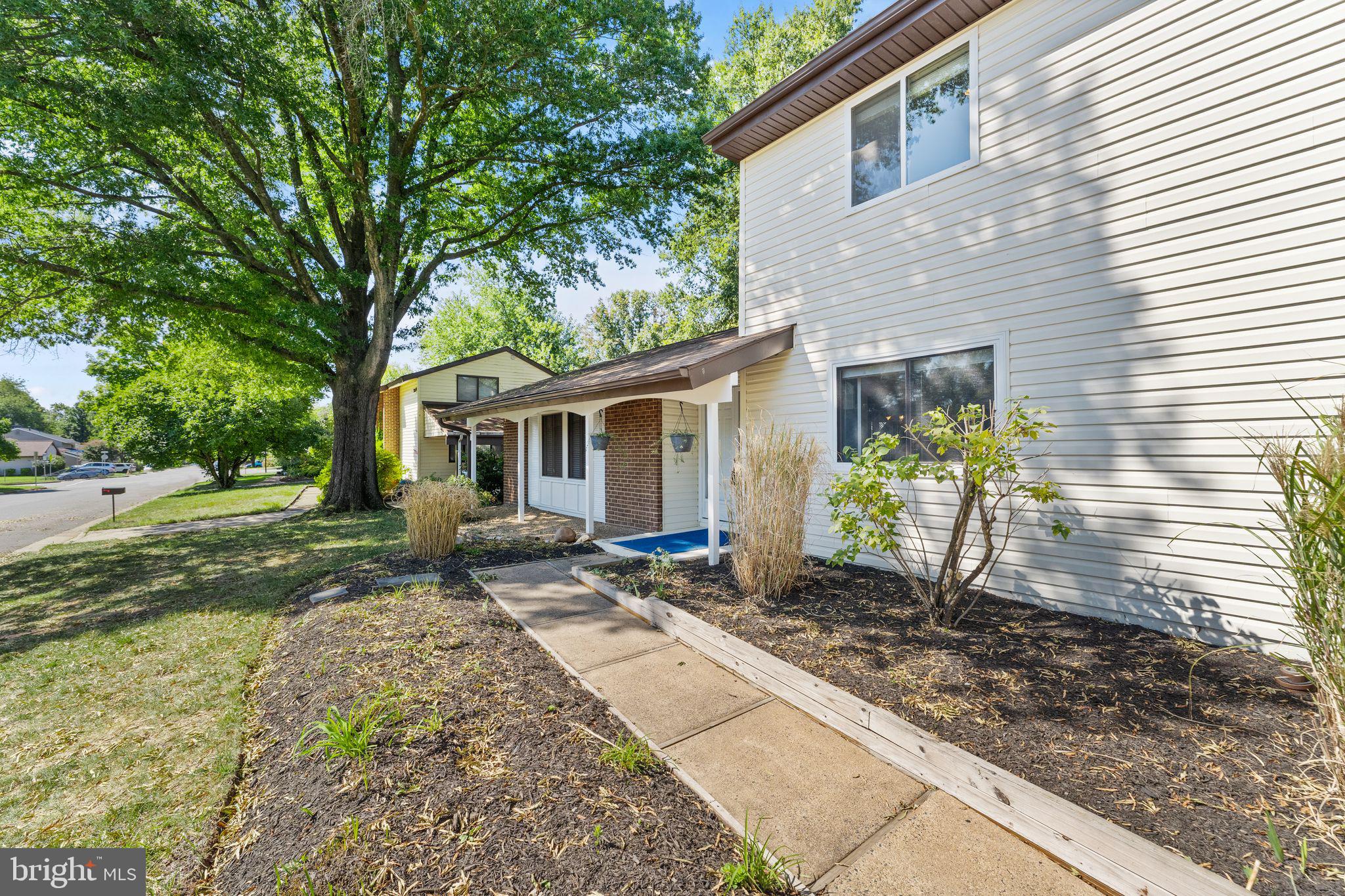 SUGARLAND RUN - Residential