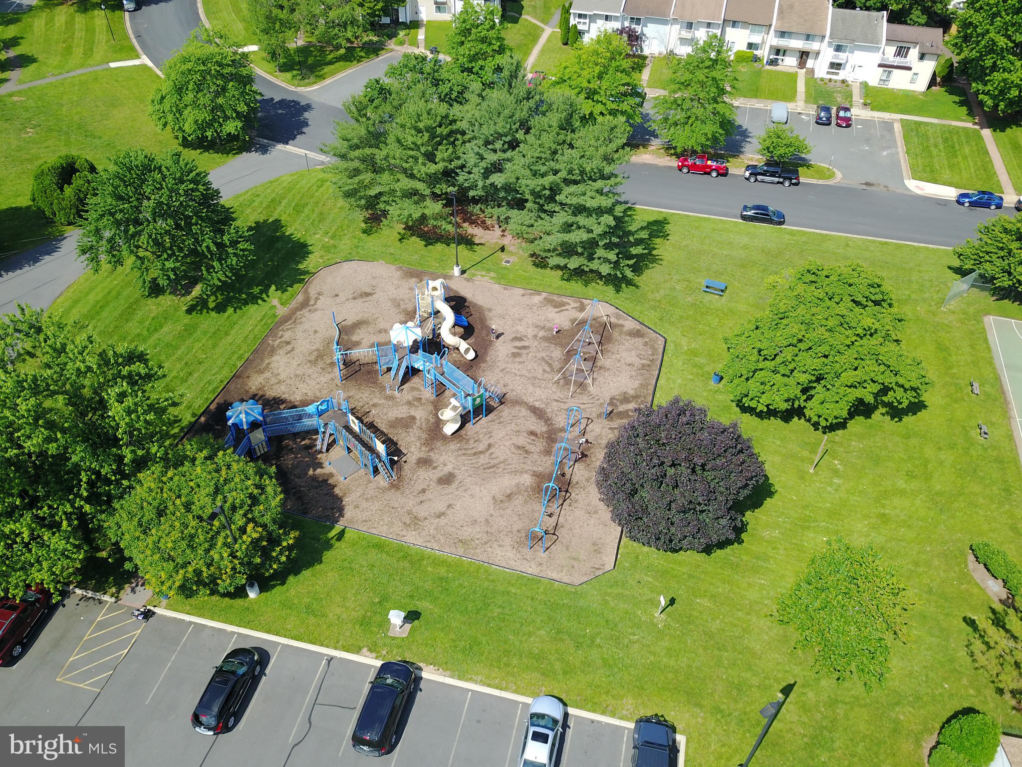 SUGARLAND RUN - Residential