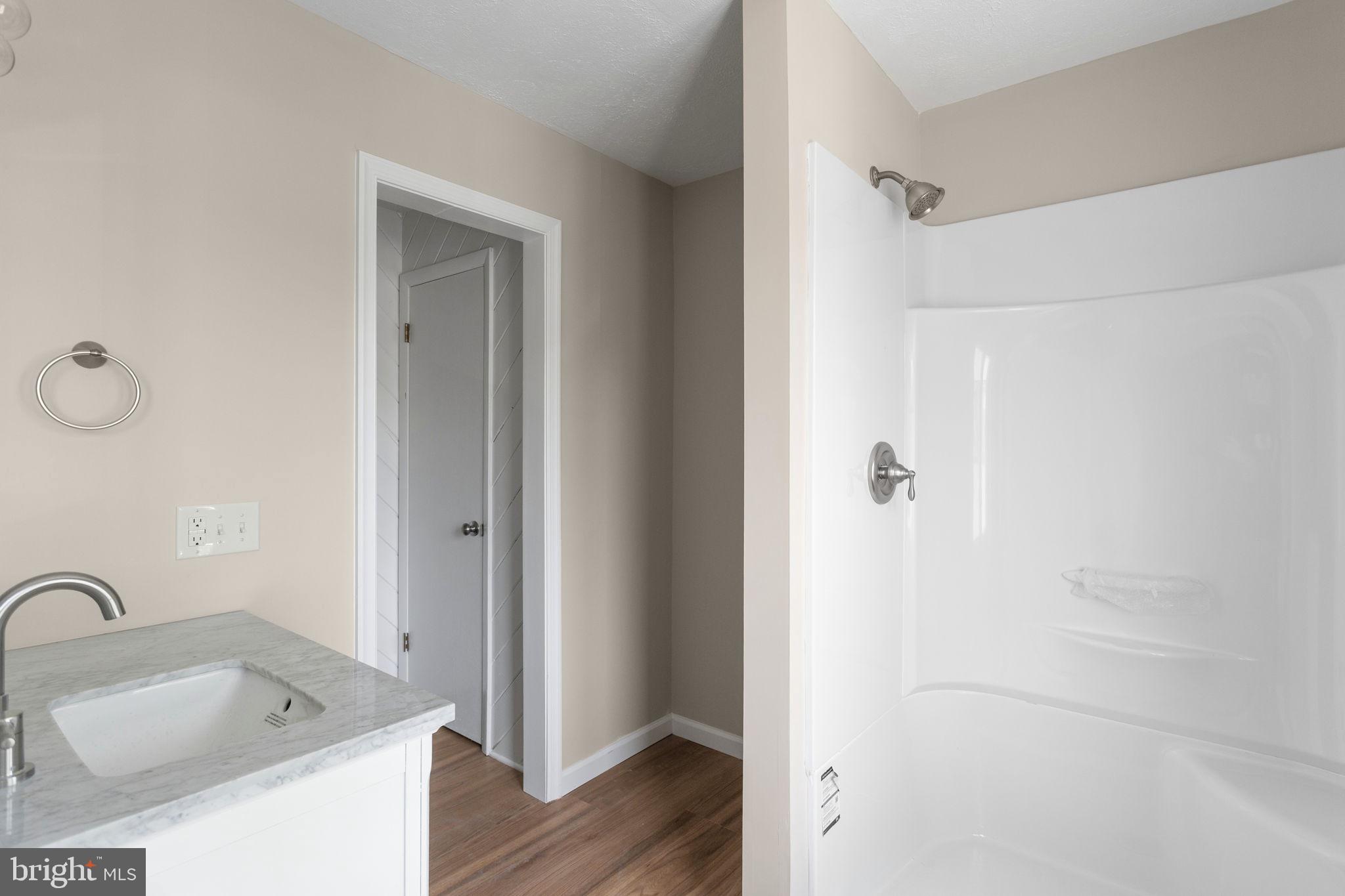 WEST VIEW - Residential