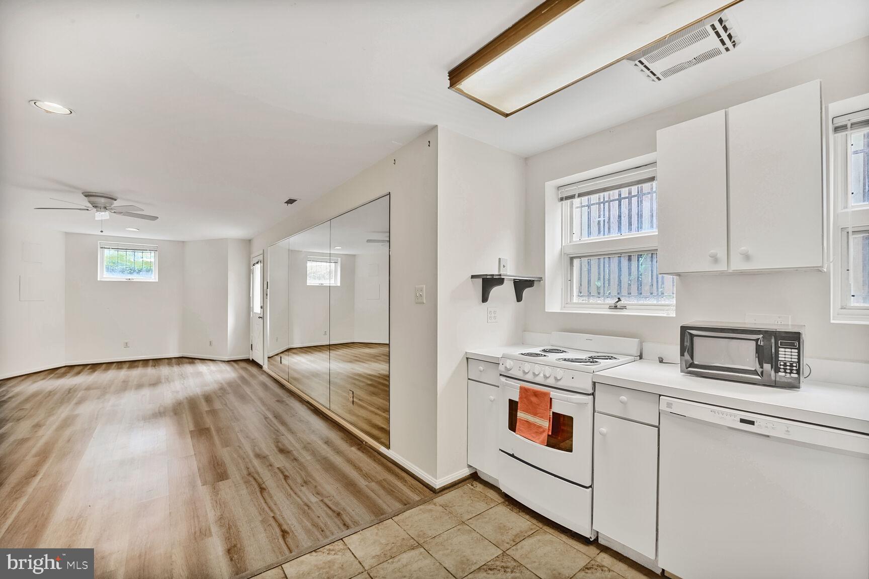 CHEVY CHASE - Residential Lease