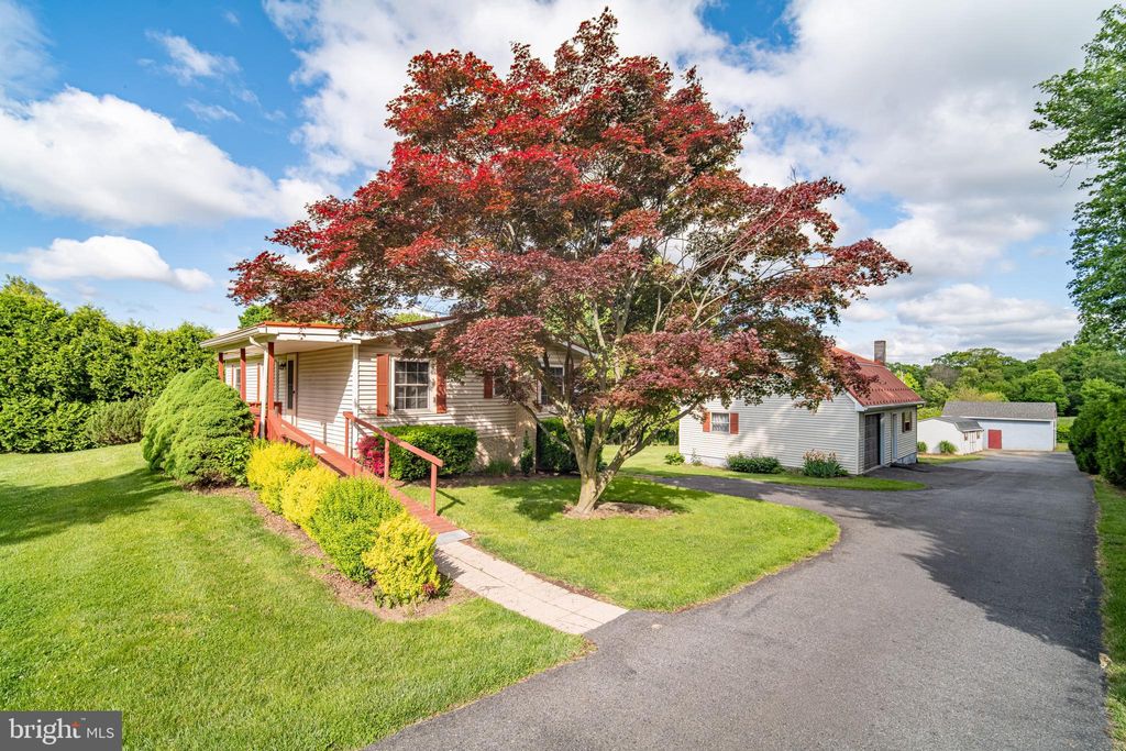 Photo of 649 Drytown Road, HOLTWOOD, PA 17532 (MLS # PALA2085416)
