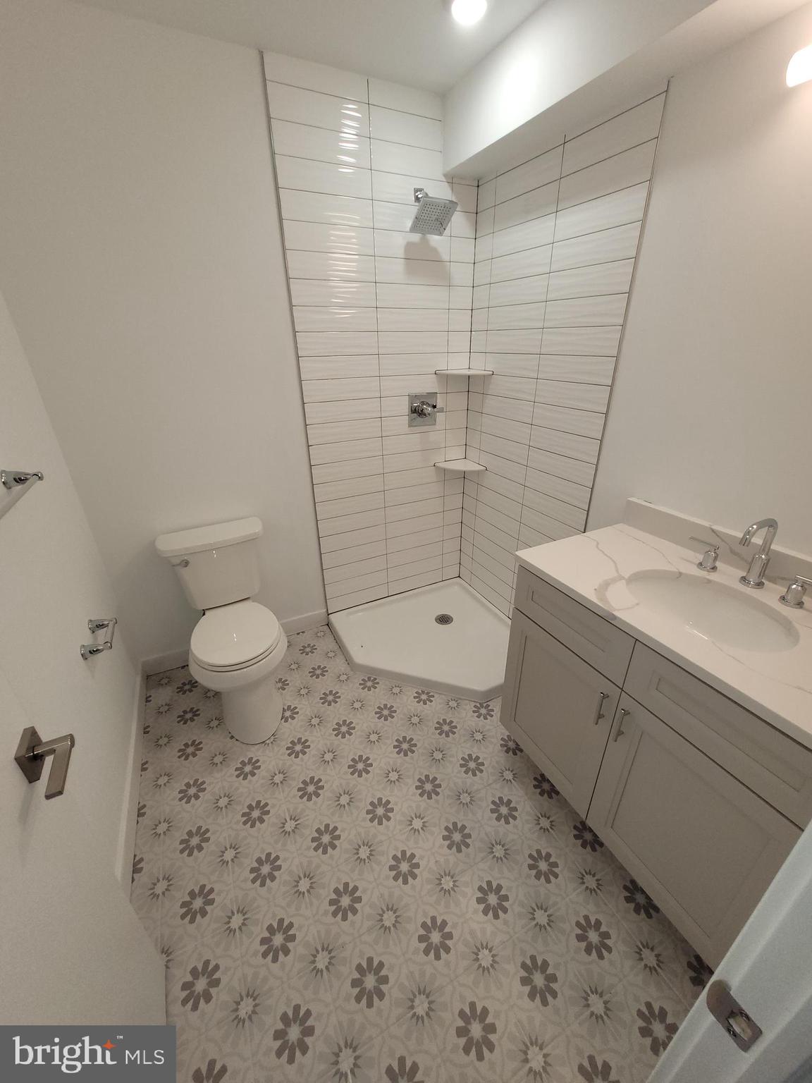 FISHTOWN - Residential Lease