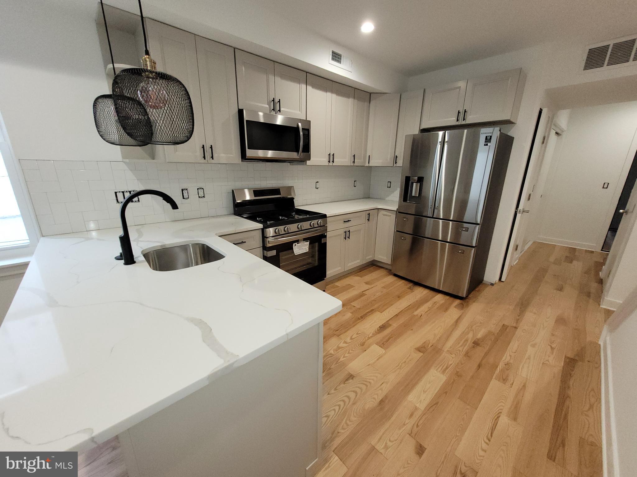 FISHTOWN - Residential Lease