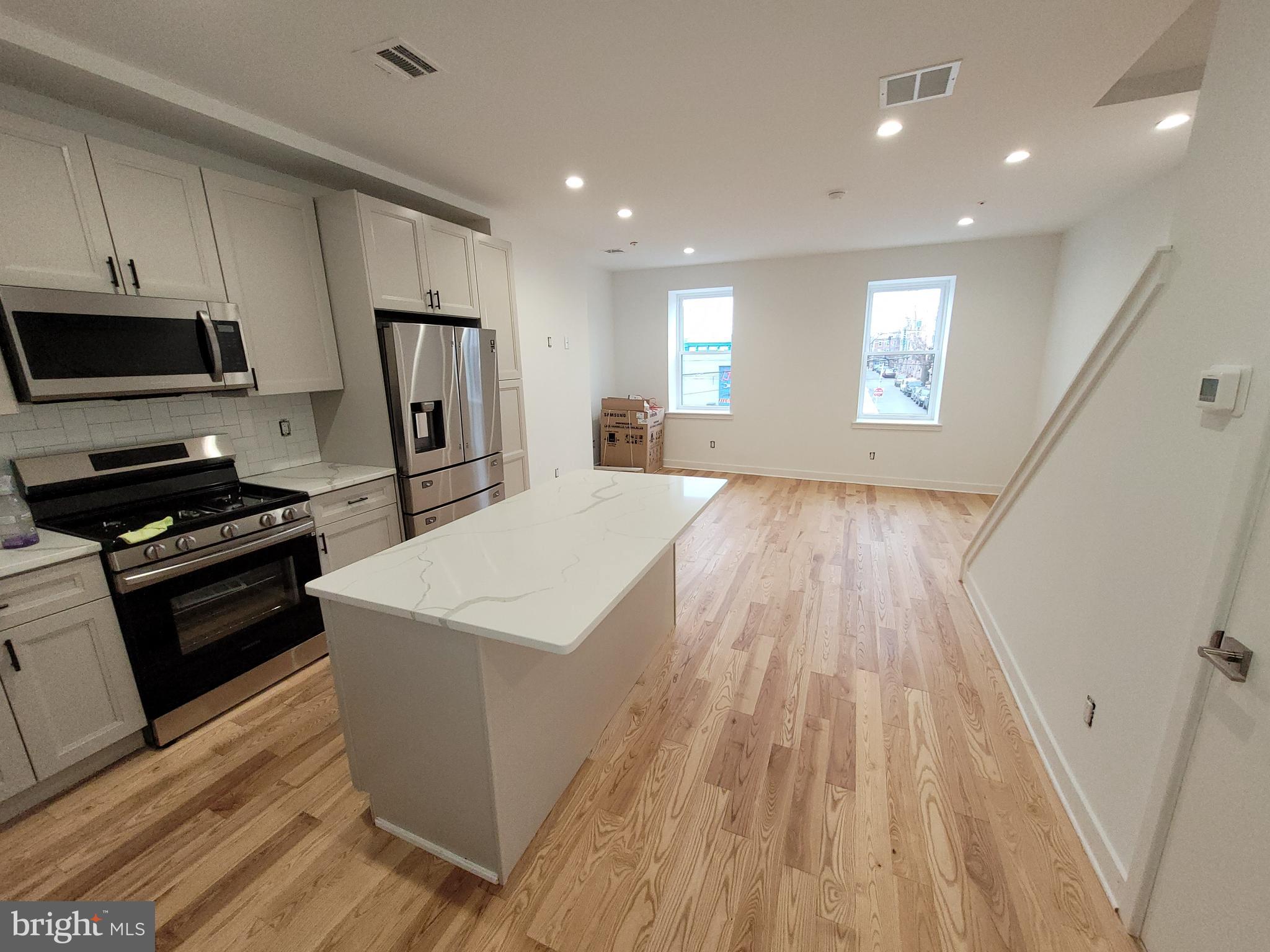 FISHTOWN - Residential Lease