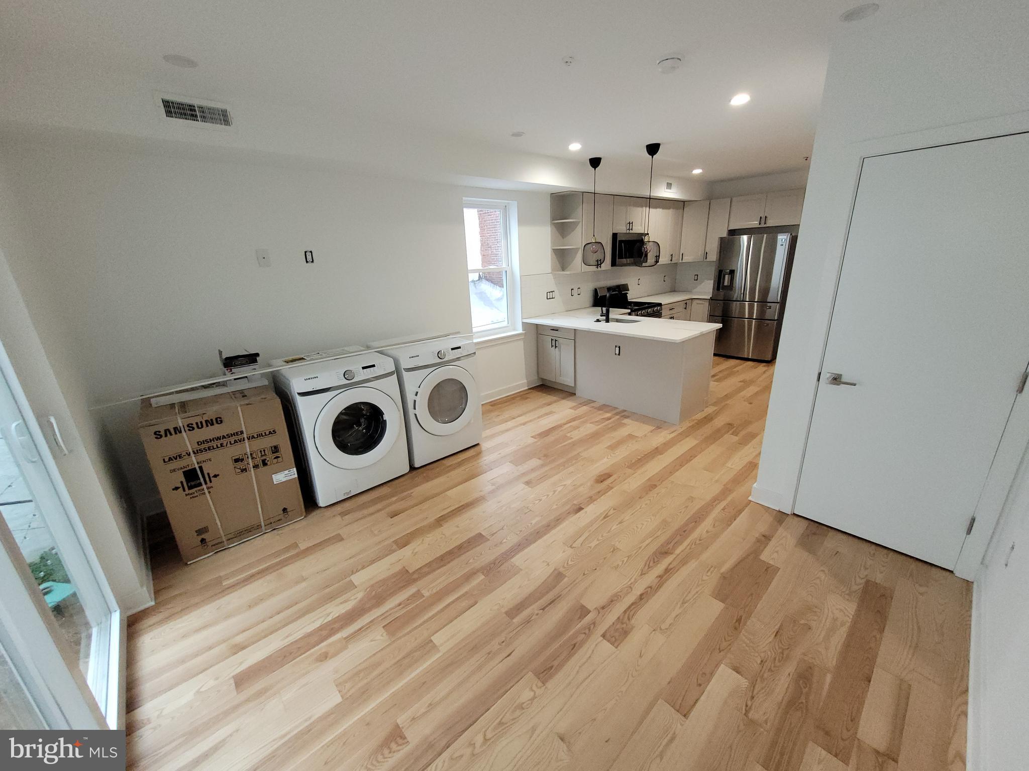 FISHTOWN - Residential Lease