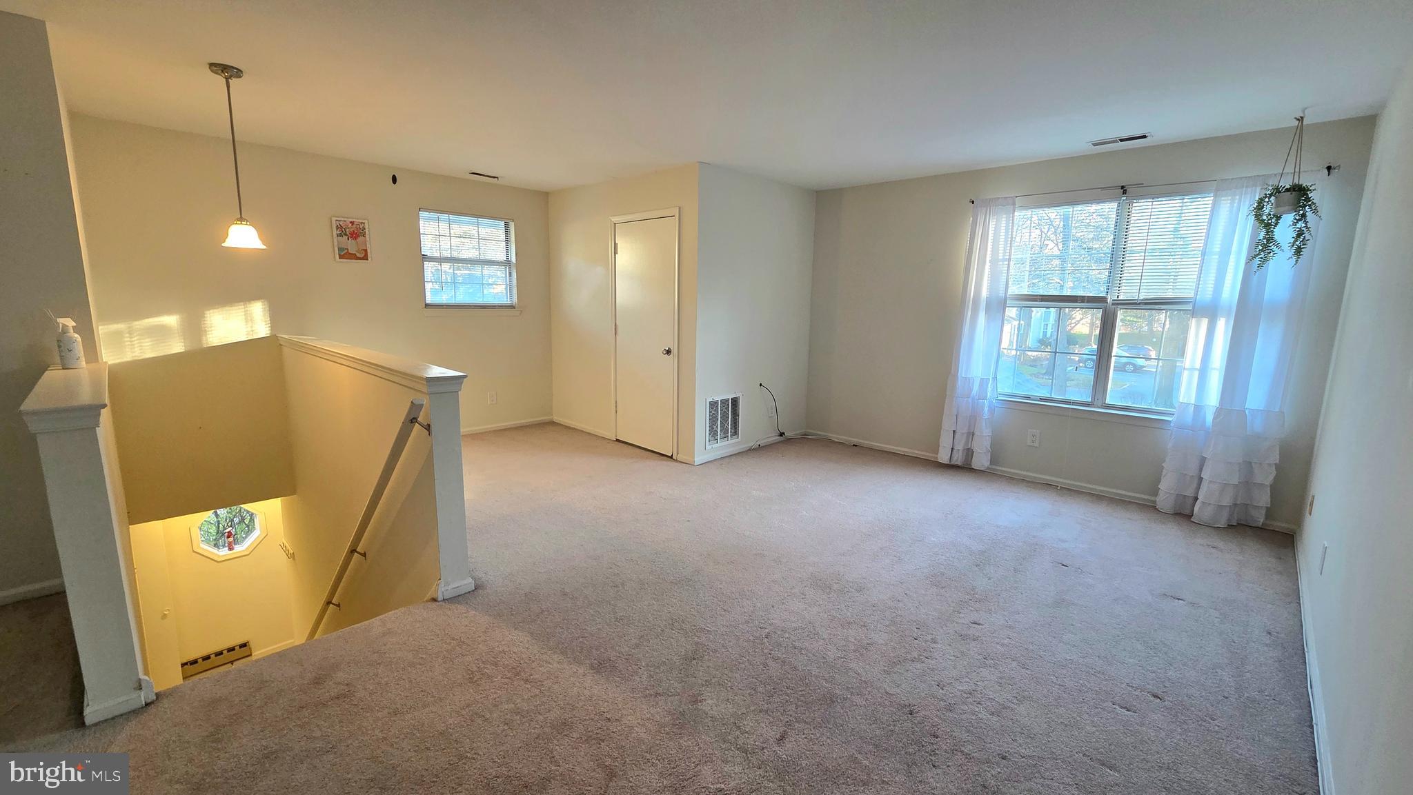 853 E FISHERS CREEK ROAD