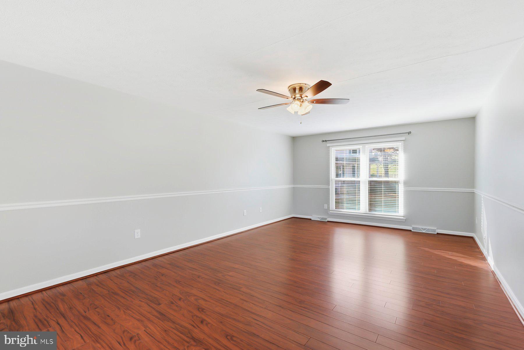 SMALL CROSSINGS - Residential