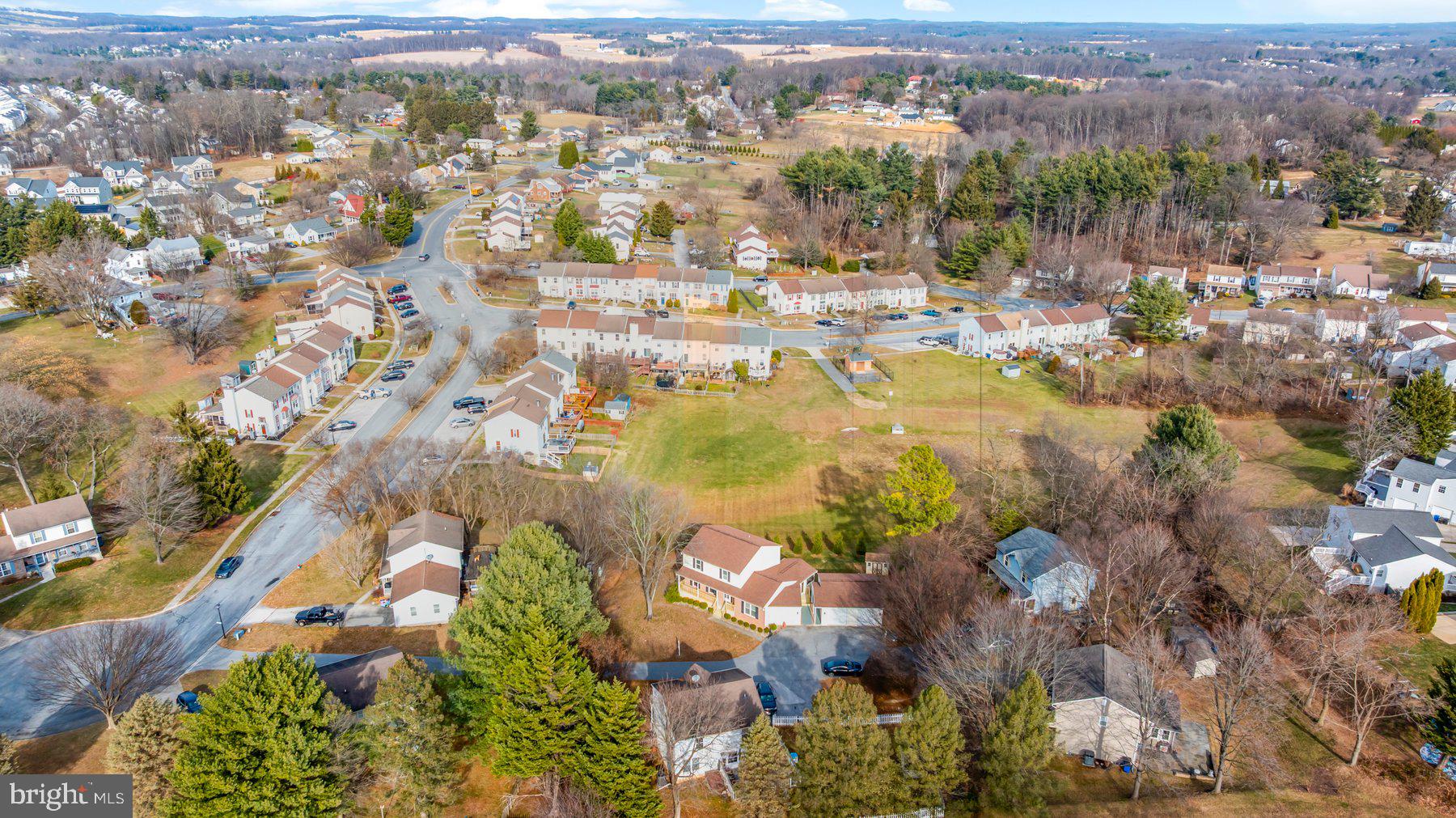 SMALL CROSSINGS - Residential