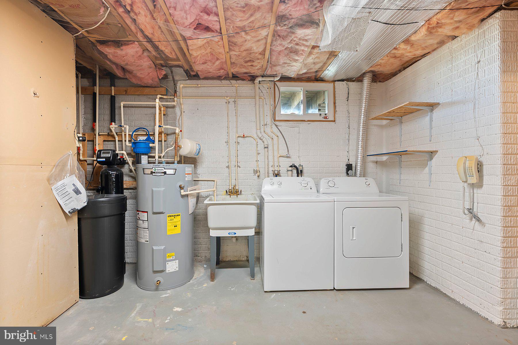 SMALL CROSSINGS - Residential