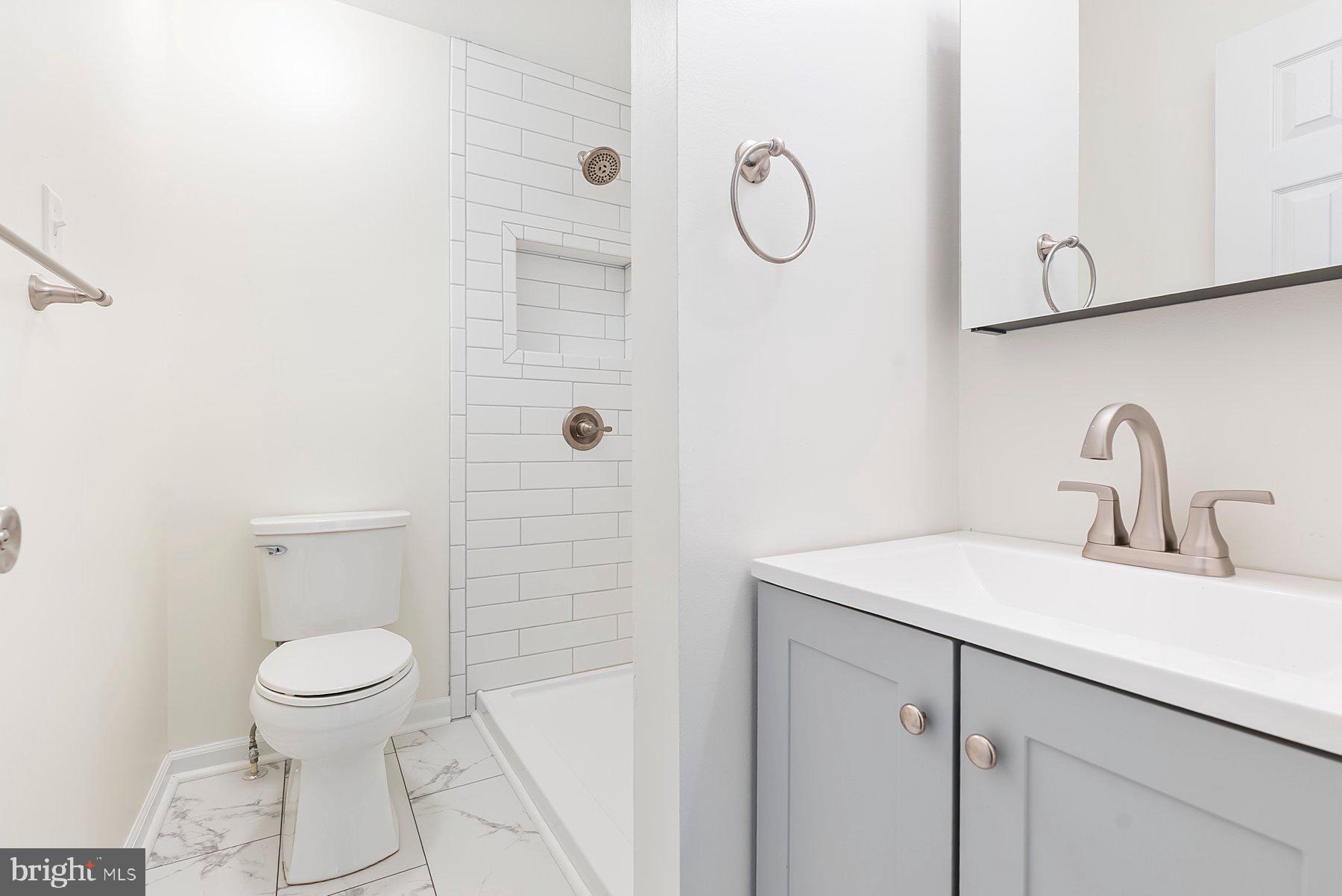 SMALL CROSSINGS - Residential