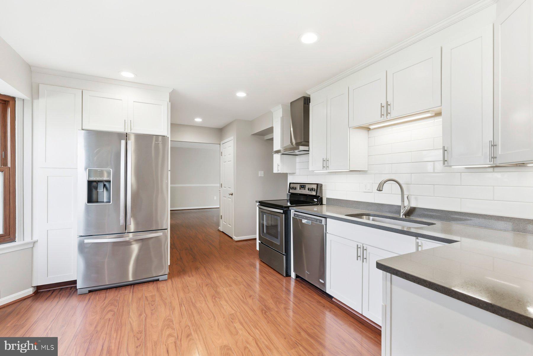 SMALL CROSSINGS - Residential