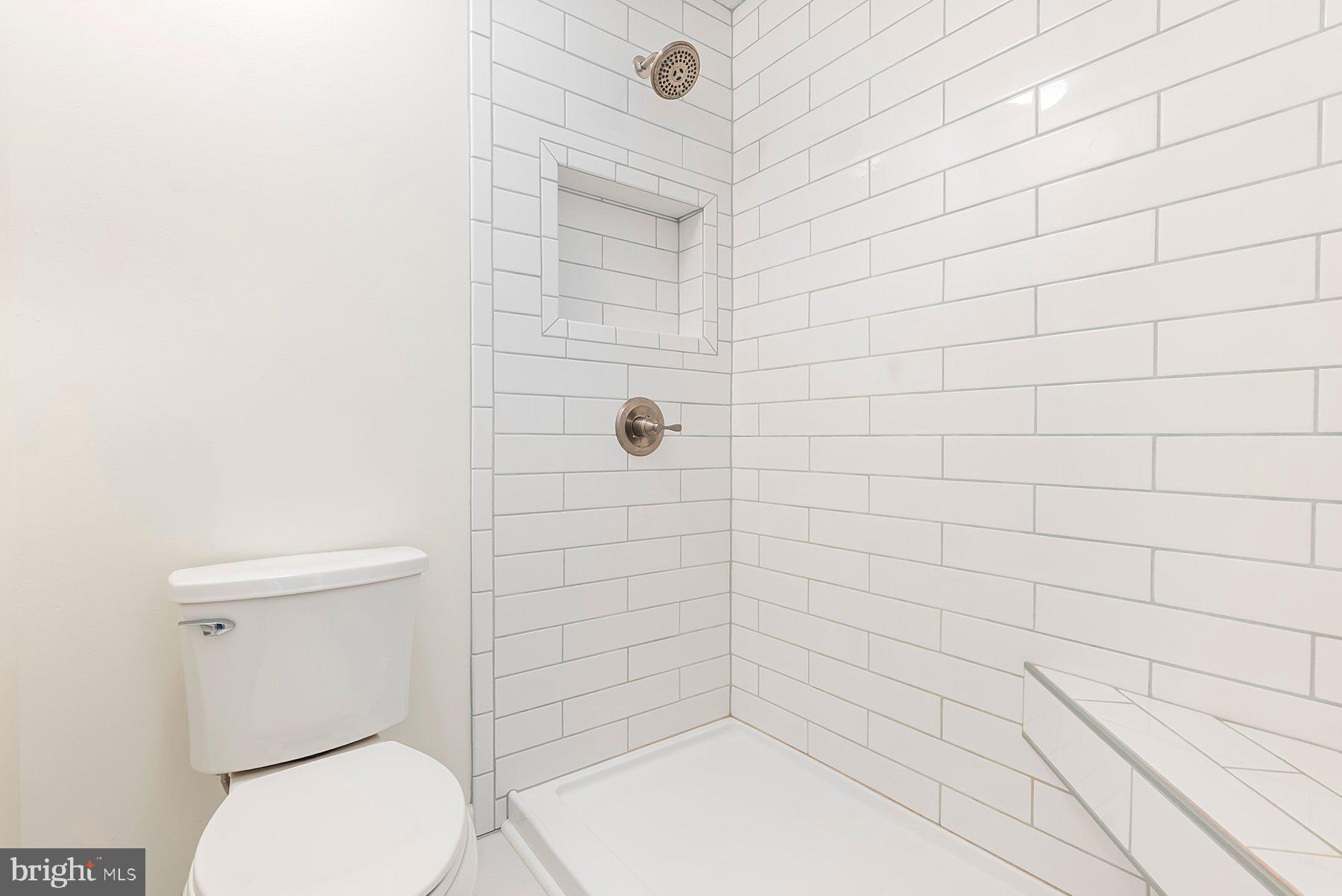 SMALL CROSSINGS - Residential