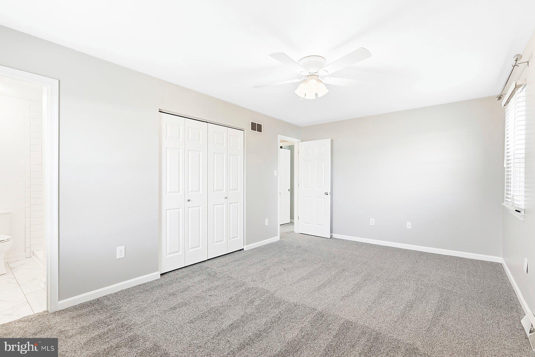 SMALL CROSSINGS - Residential