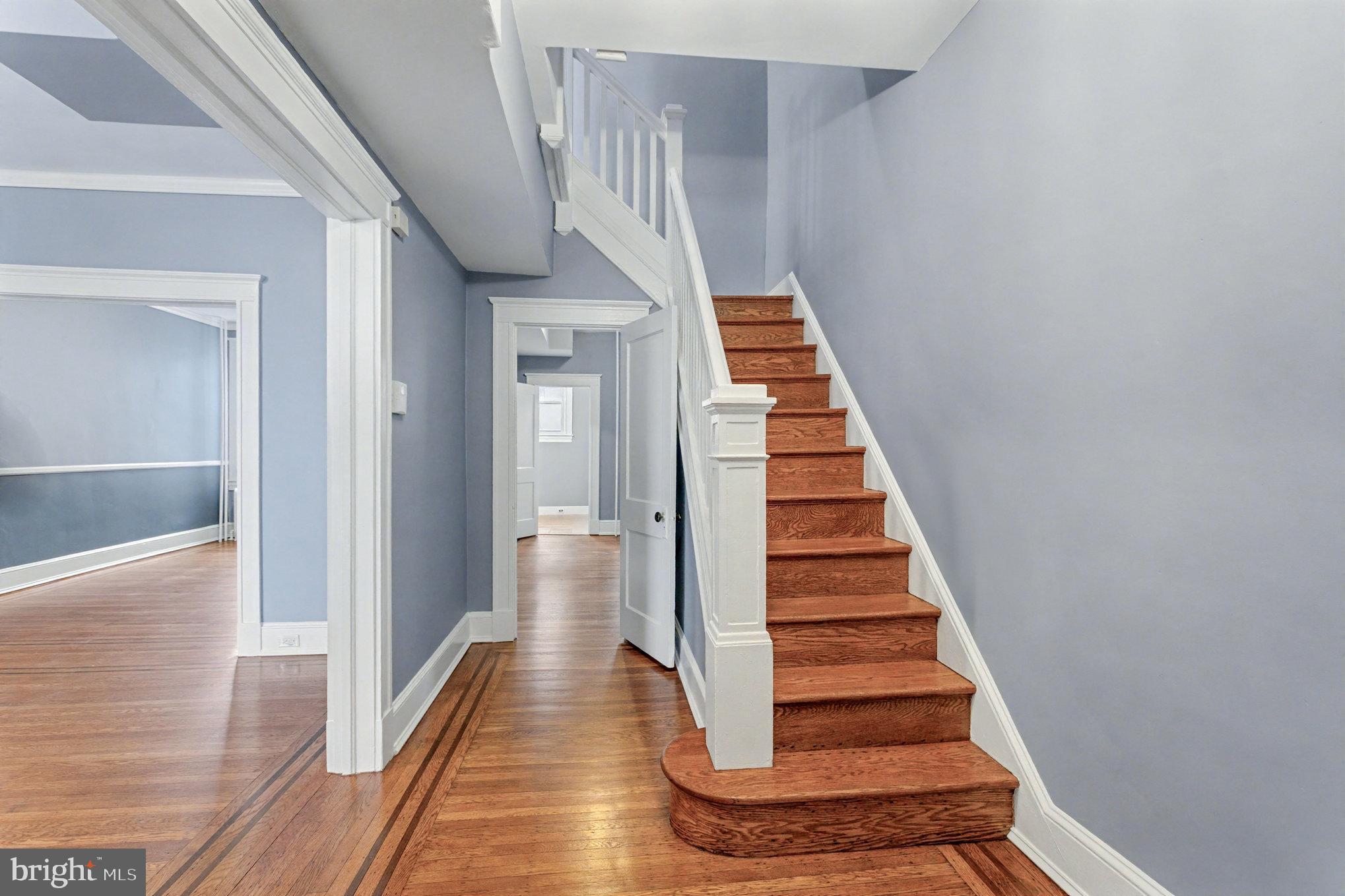 4702 KERNWOOD AVENUE