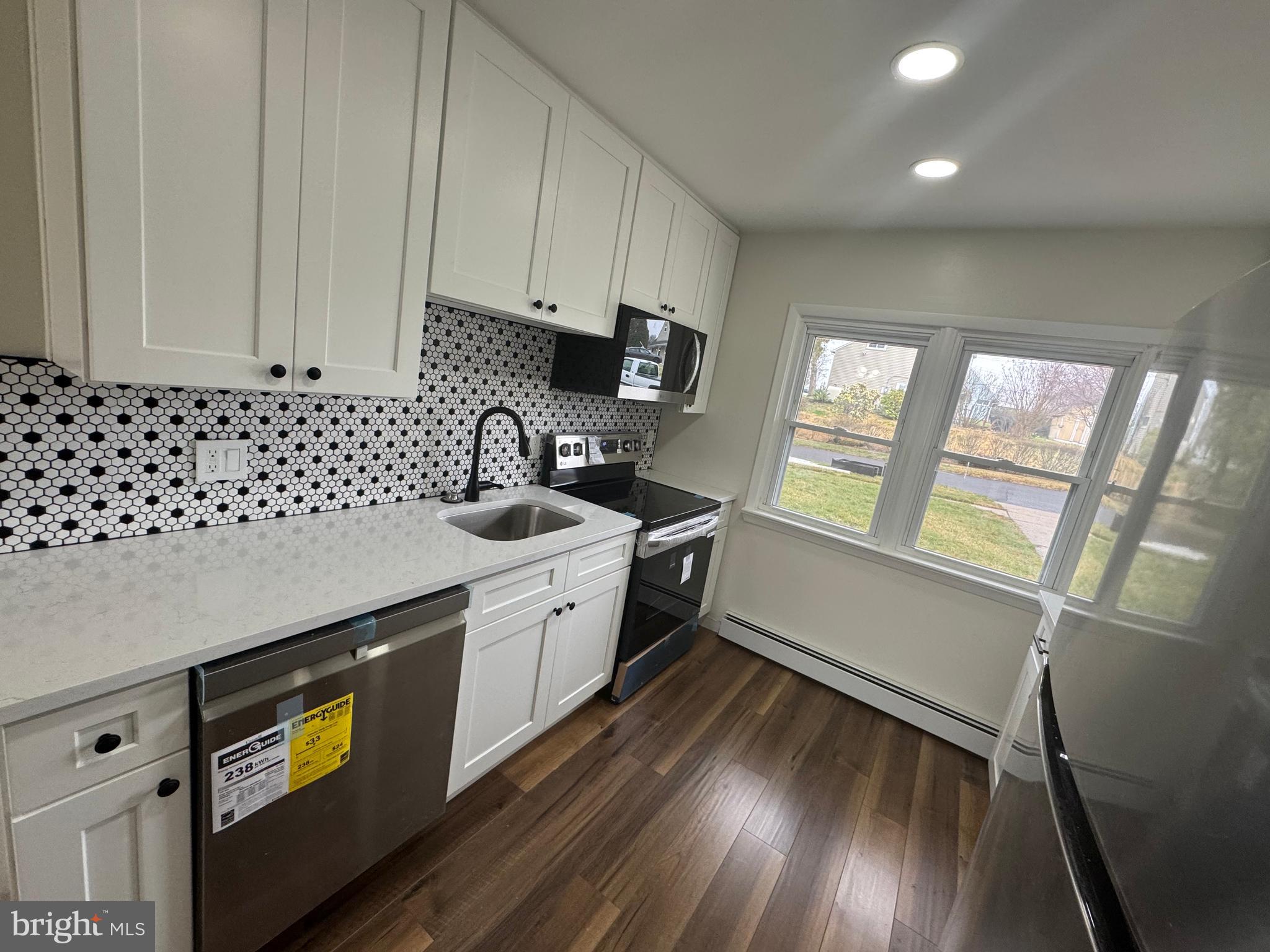 HOLLY HILL - Residential