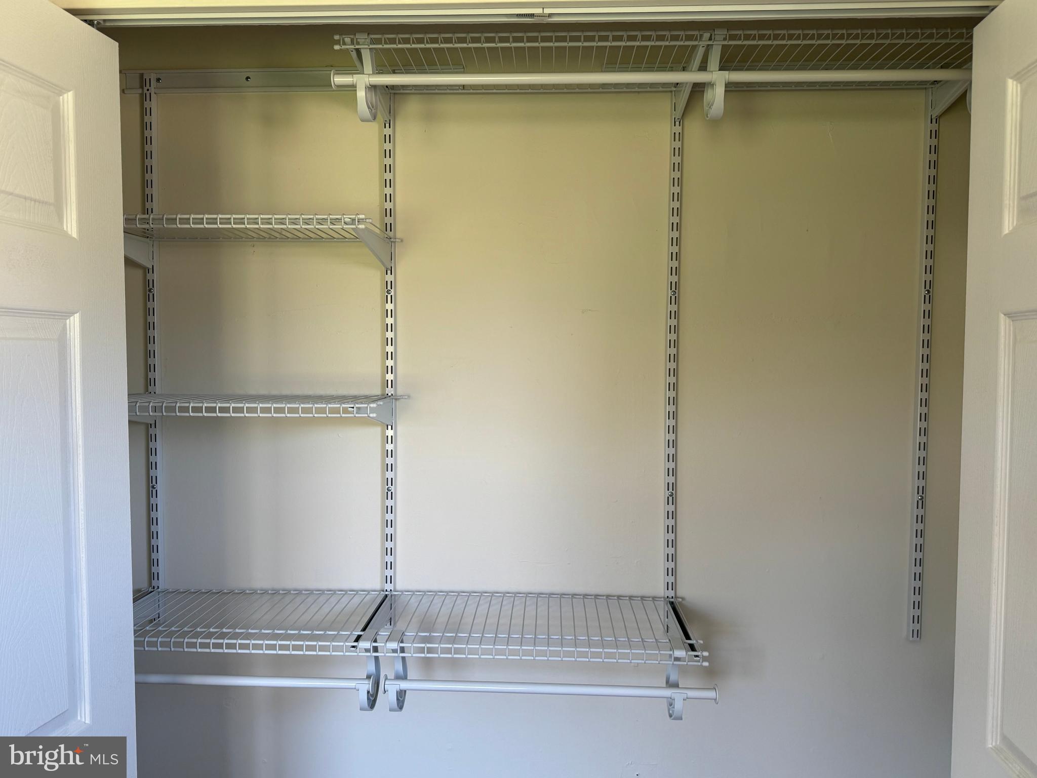 HOLLY HILL - Residential