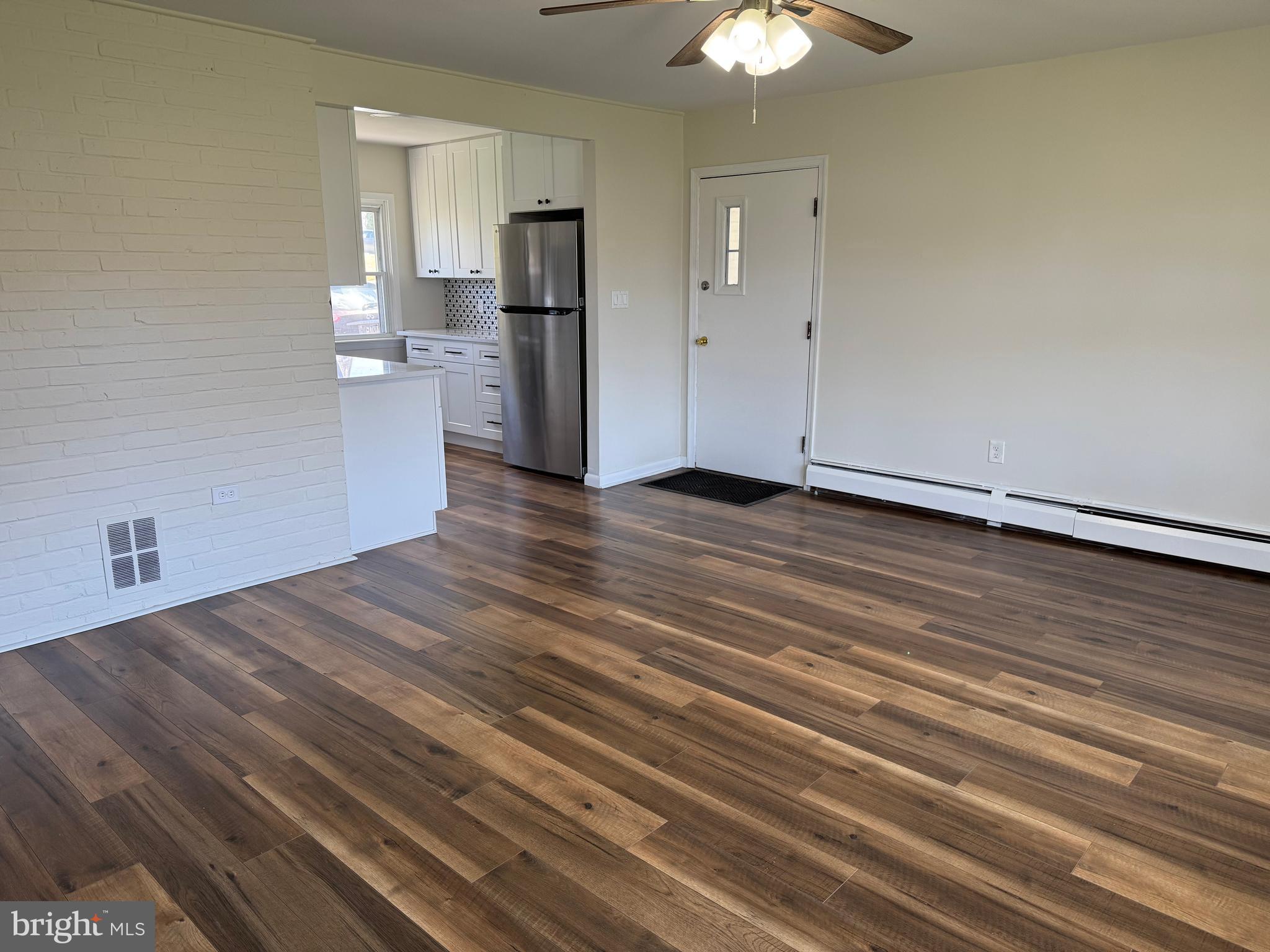 HOLLY HILL - Residential