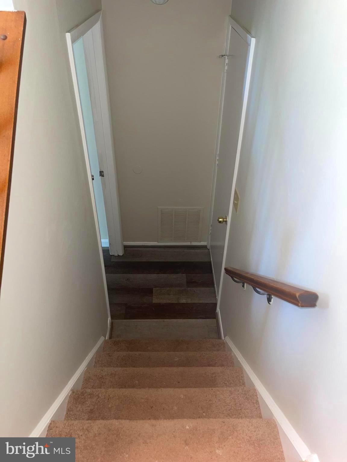 QUINCE ORCHARD MANOR - Residential Lease